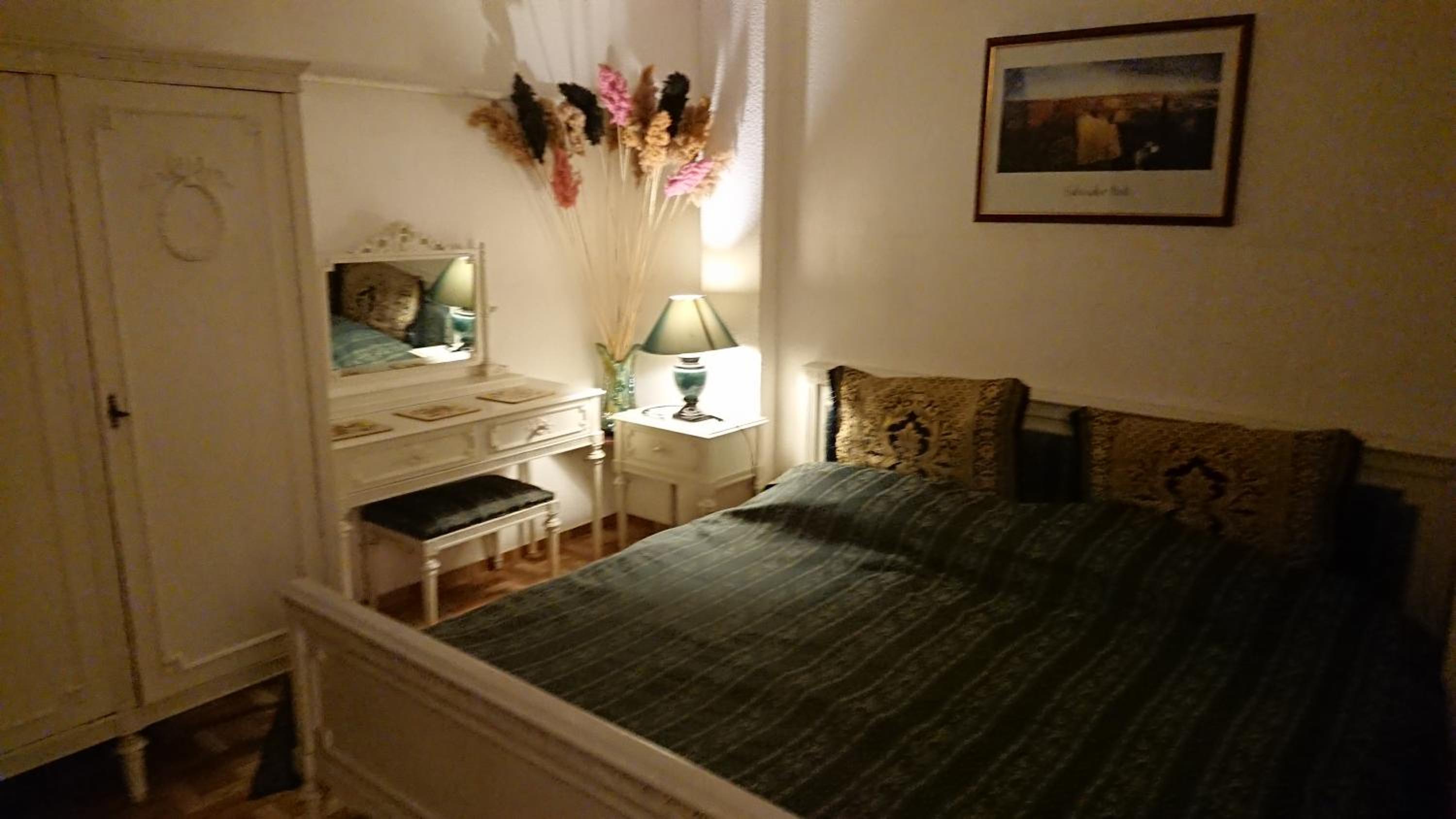 One Bedroom Apartment French Embassy view 5