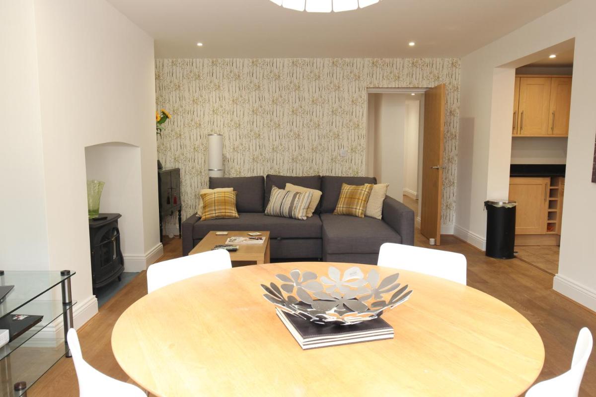 Priory House Apartments