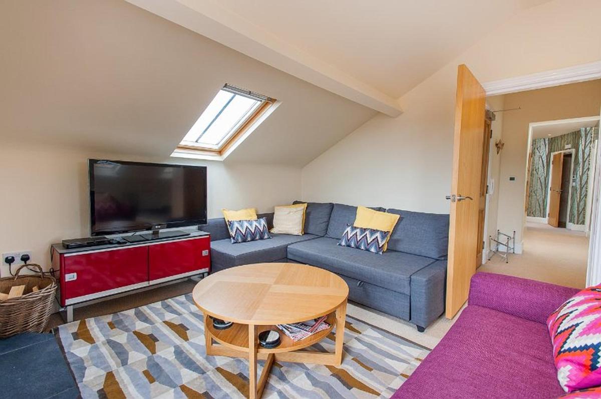Priory House Apartments