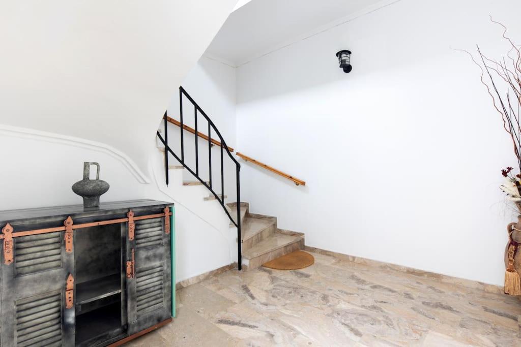 Queen's stone legend, royal living by Acropolis