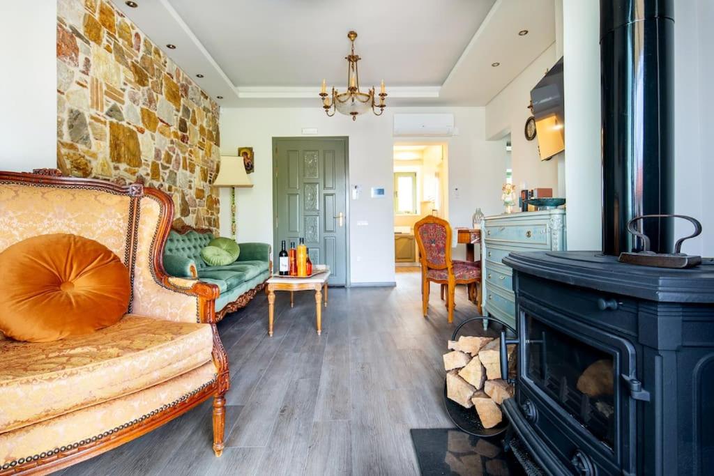 Queen's stone legend, royal living by Acropolis