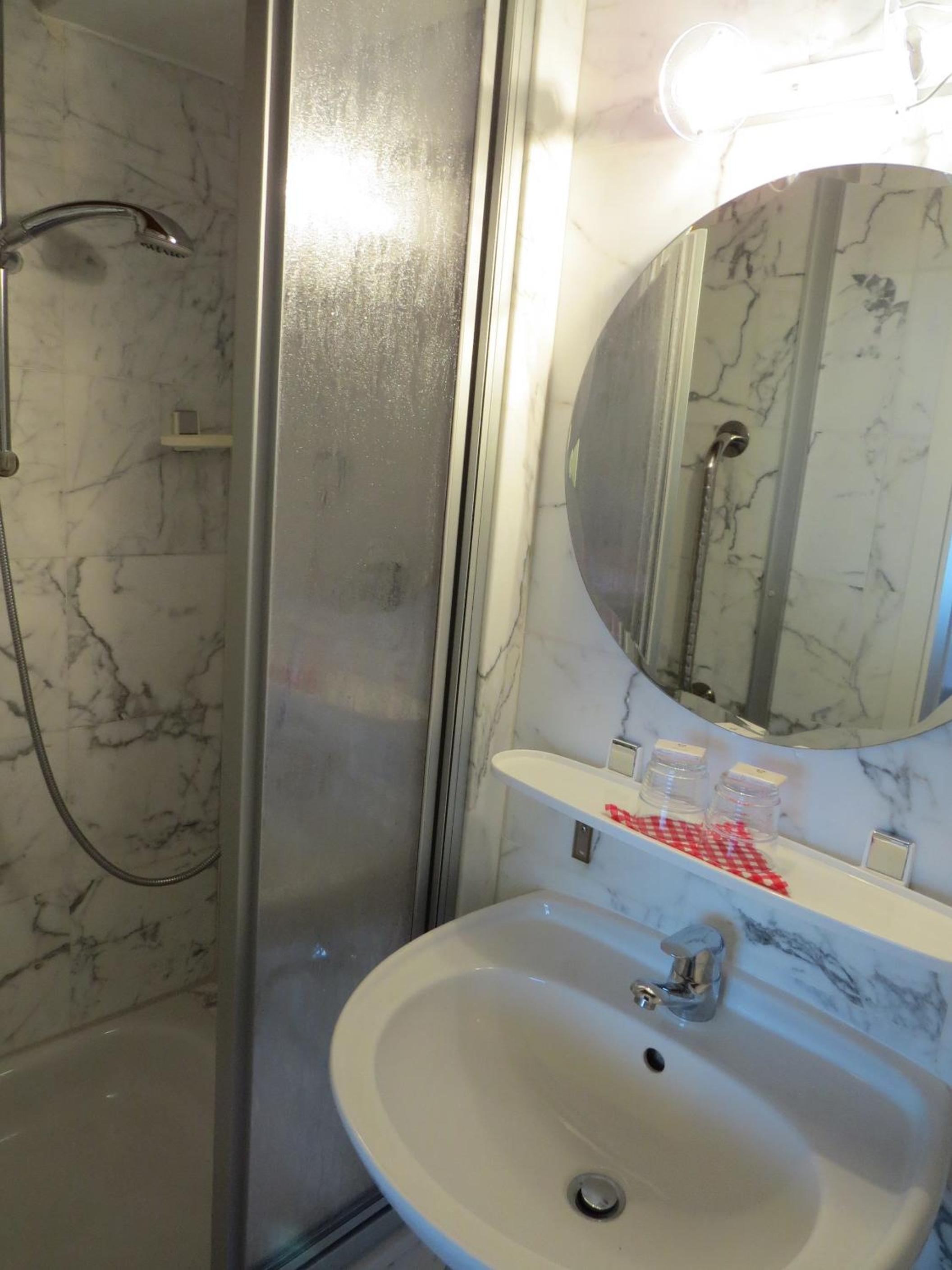 Gastehaus Huber - traditional Sixties Hostel - Property Image 8