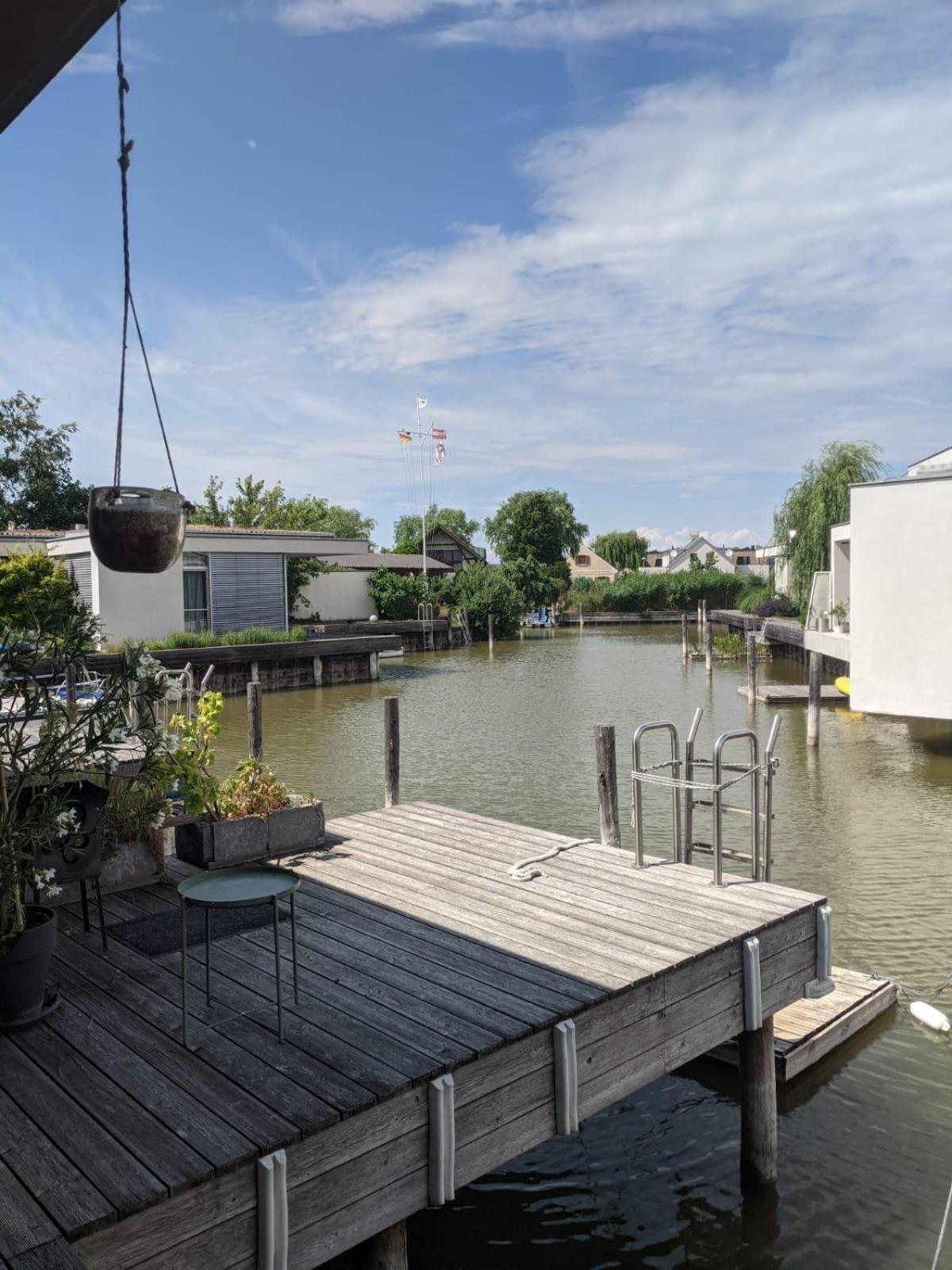 Ferienhaus am See Neusiedl