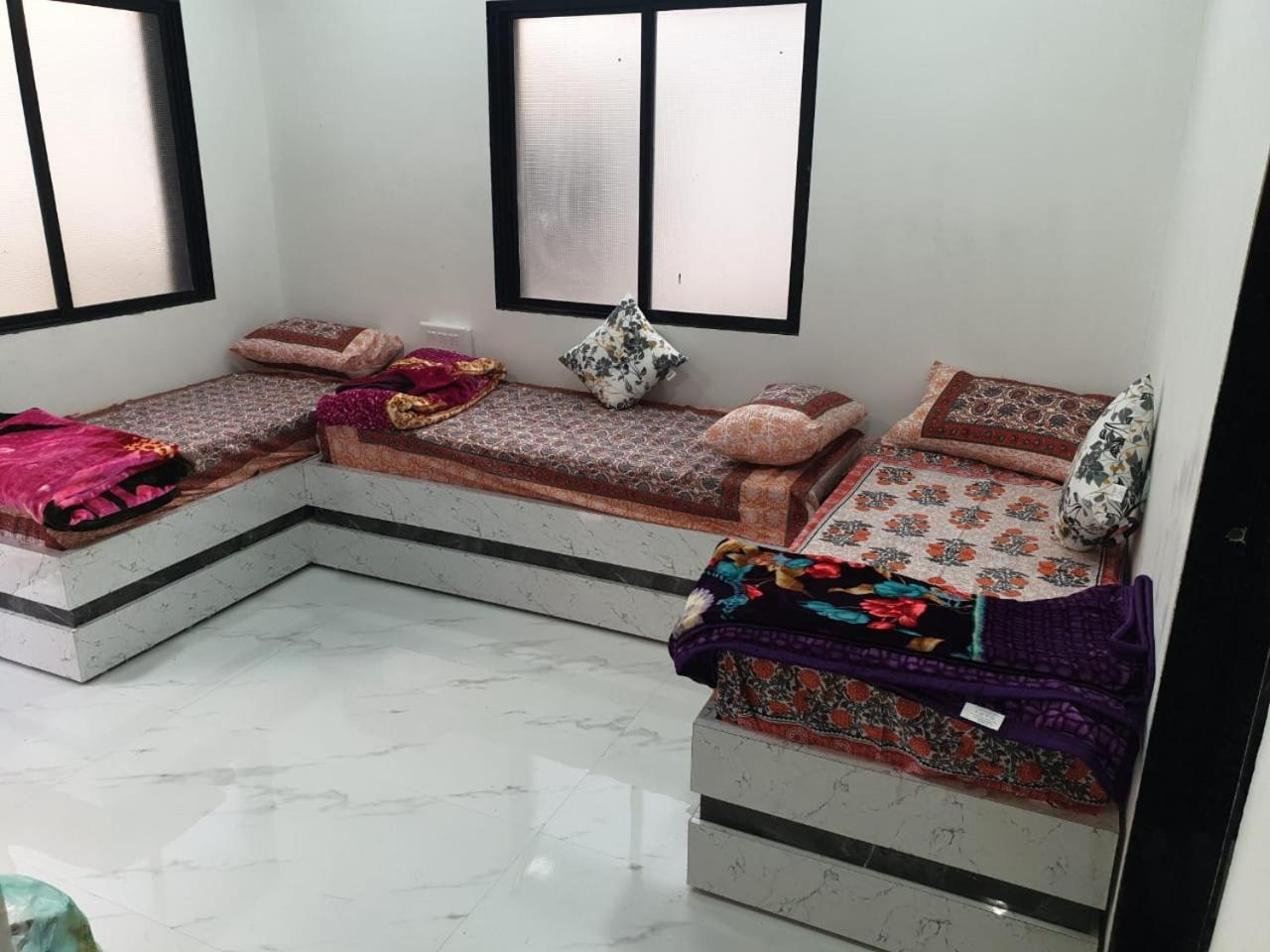 BRG Budget Home Stay view 4