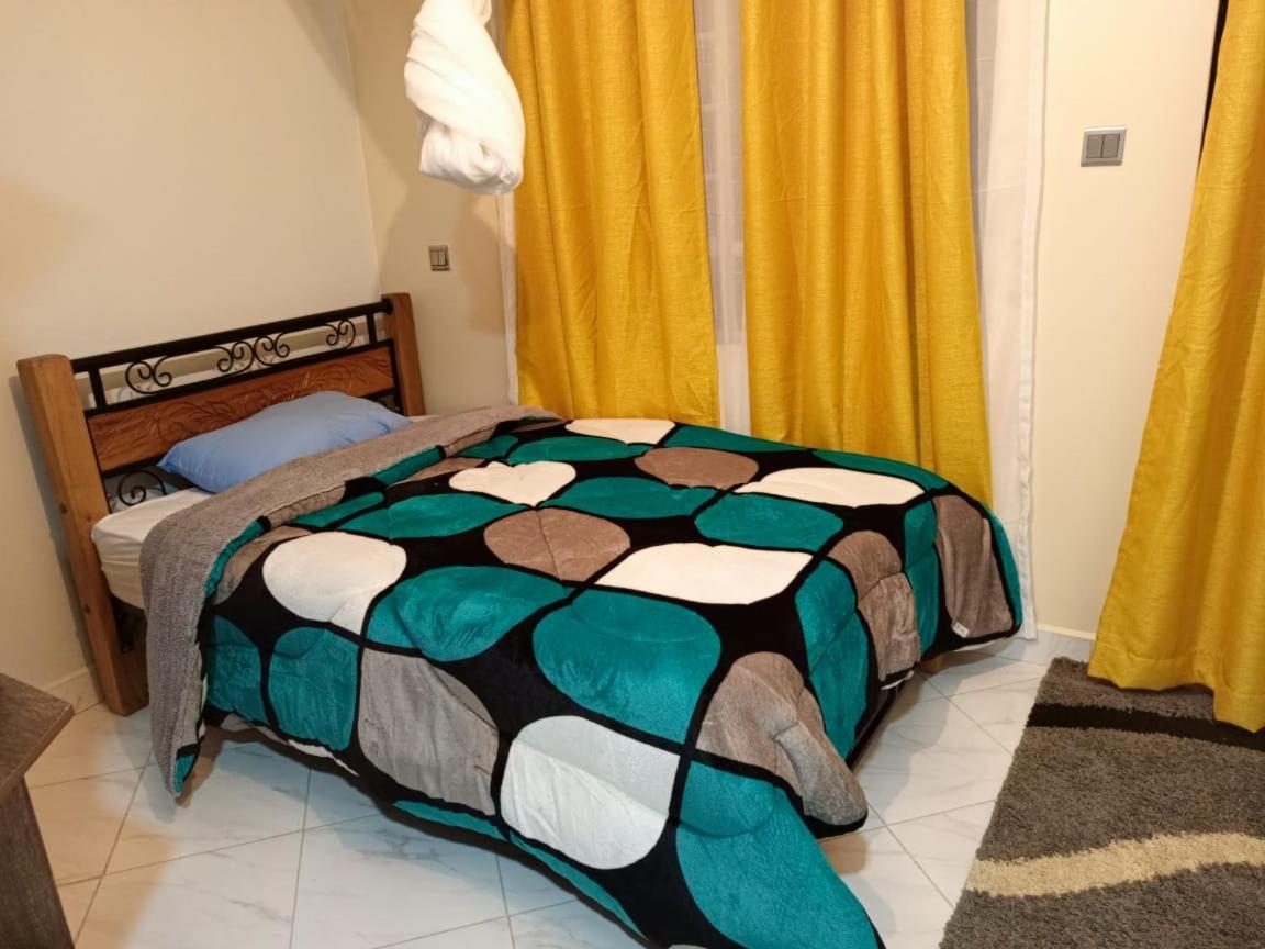 Comfy Haven -Rustic studio apartment in Donholm view 5
