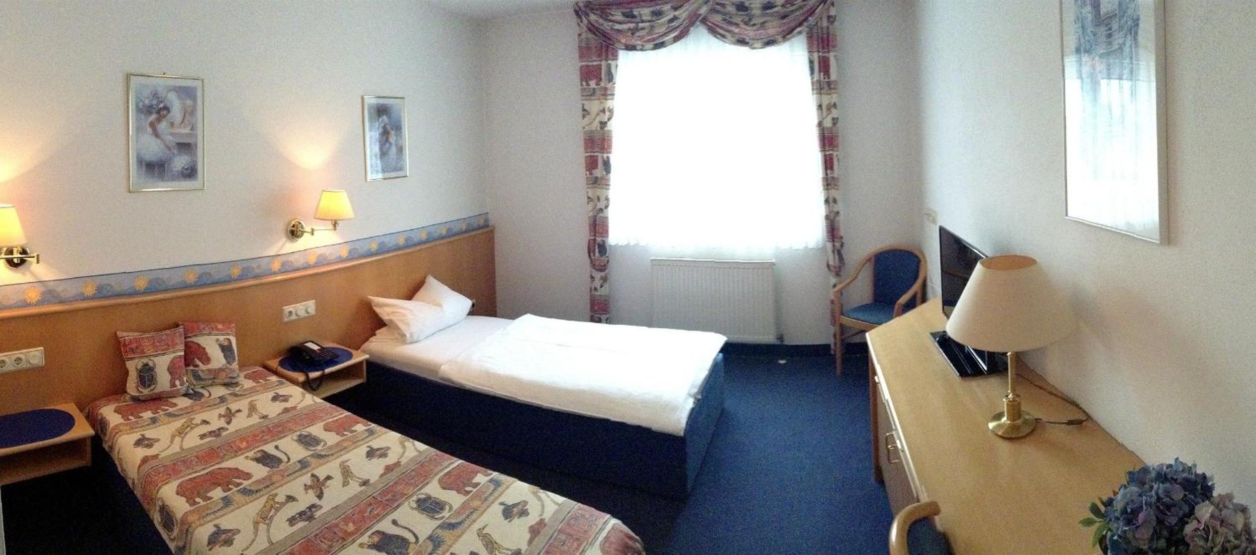 Photo 19
