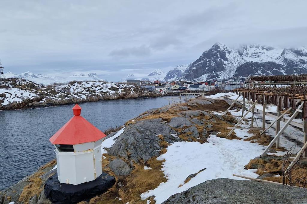 Rorbuleilighet i toppetasjen i Henningsvær