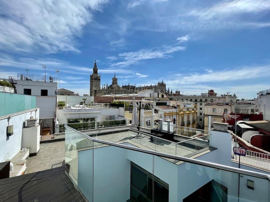 Hotel Fdez Amazing House by Cathedral and Giralda with private Pool - Image 1