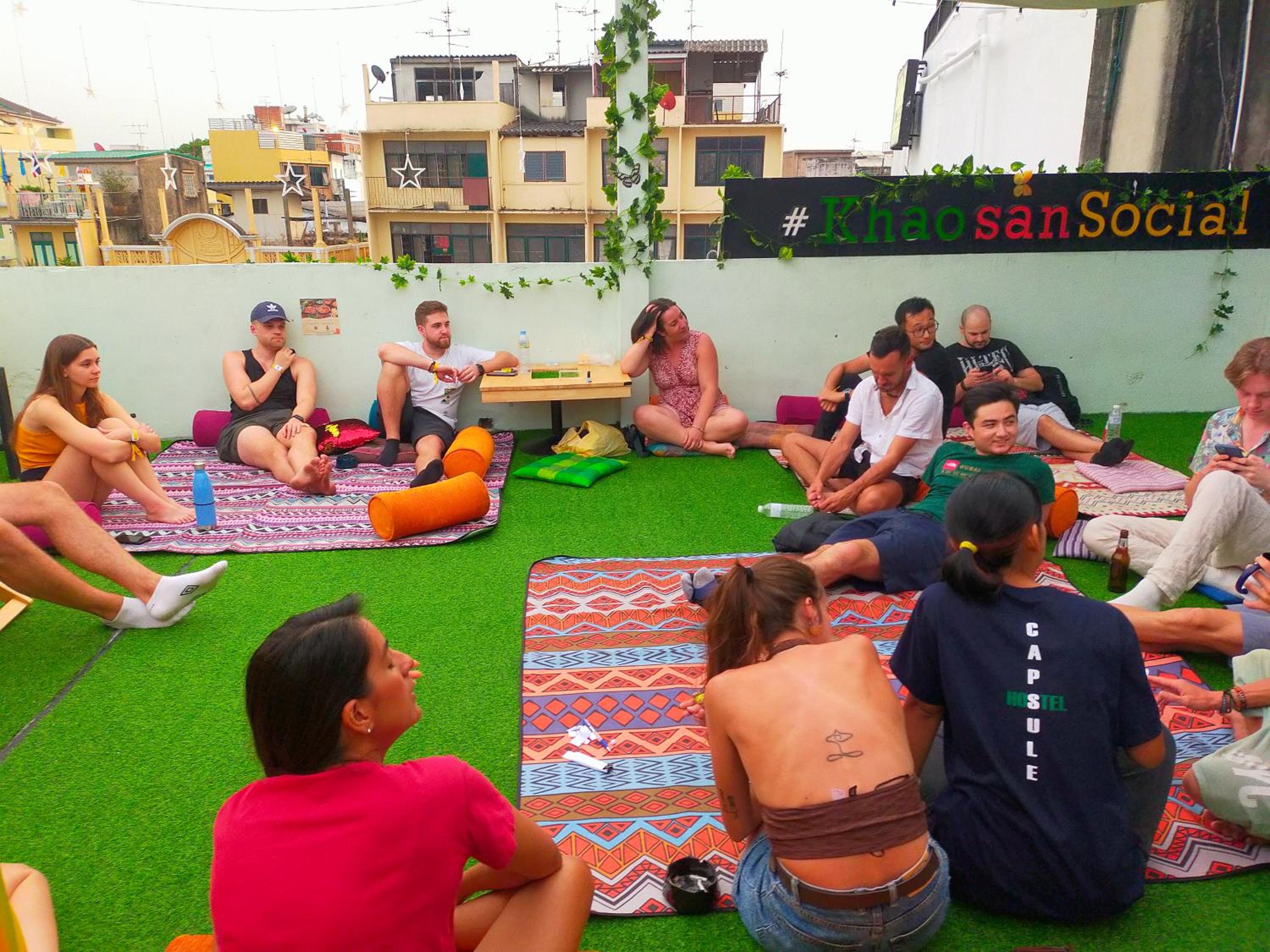 Khao San Social Capsule Hostel