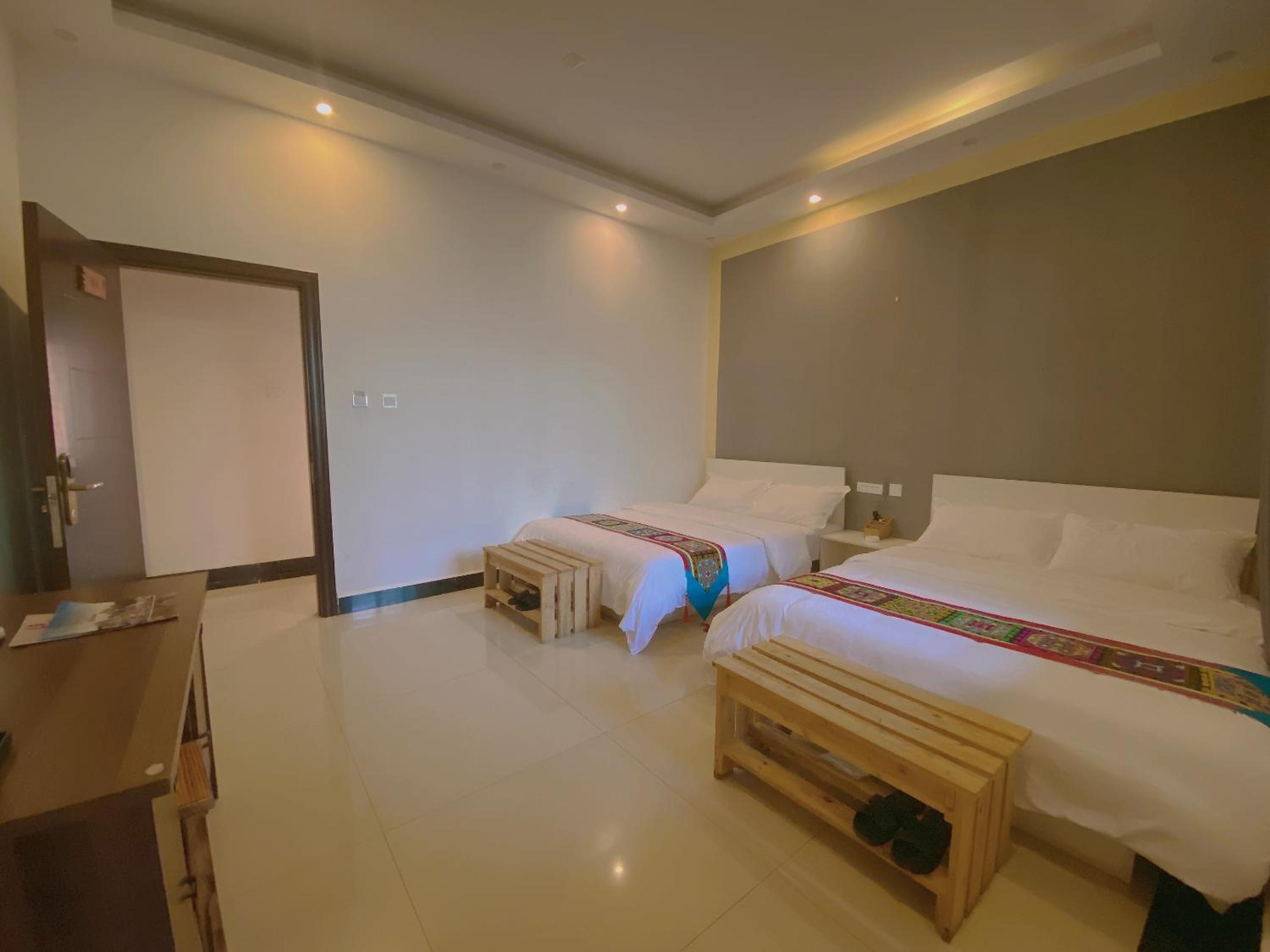 Stone Forest Mijia Guest House