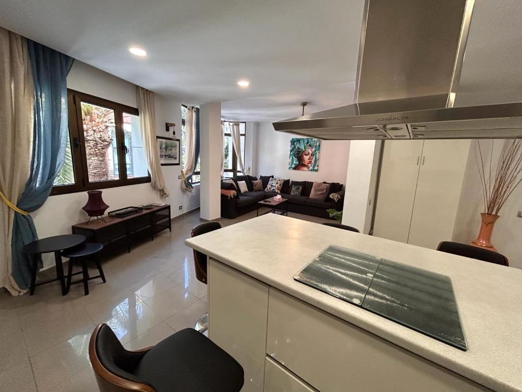 HJS Plaza Suites Apartments I view 2