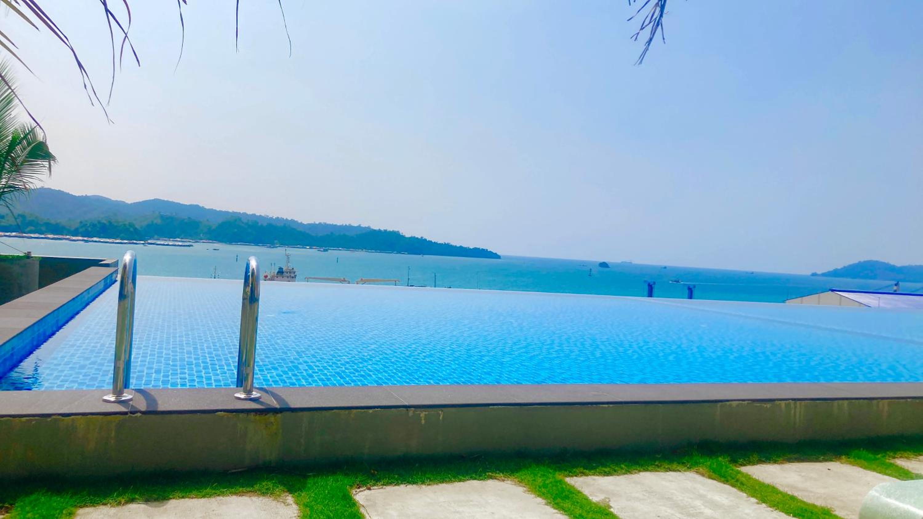 #2 Kids Love It! Fantastic Seaview with Infinite Pool, 5min to jetty,Pickleball-MangoHouse2