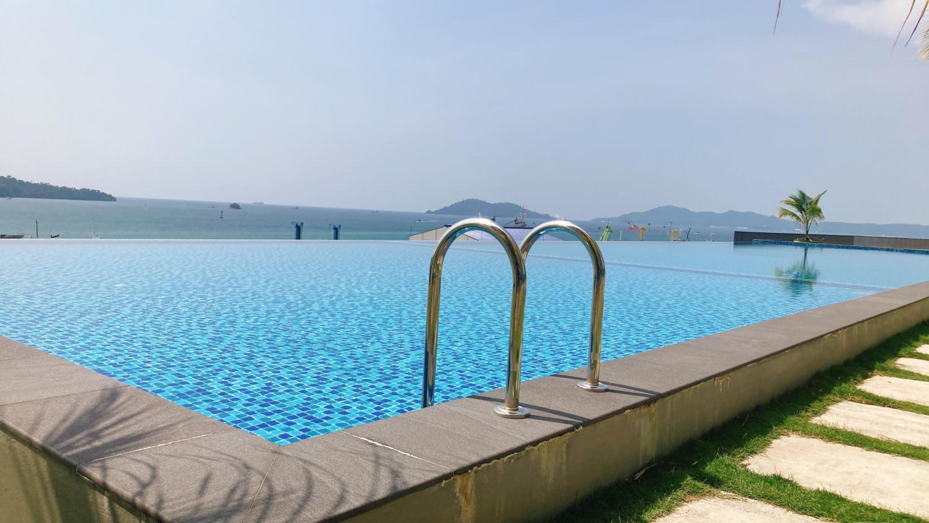#2 Kids Love It! Fantastic Seaview with Infinite Pool, 5min to jetty,Pickleball-MangoHouse2