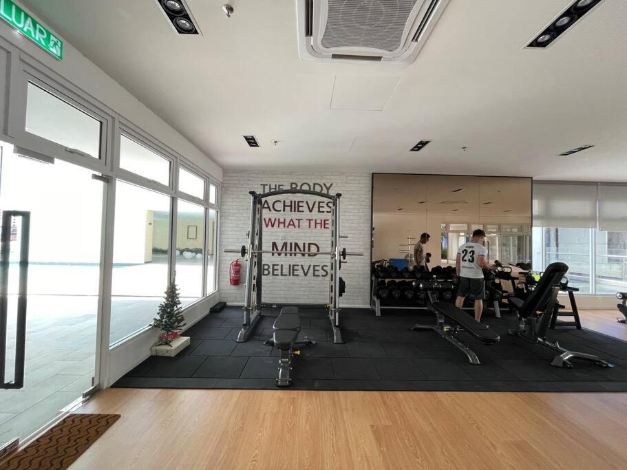 Inspirasi Mont Kiara 3 Rooms Balcony Free WIFI & Carpark By The Homez