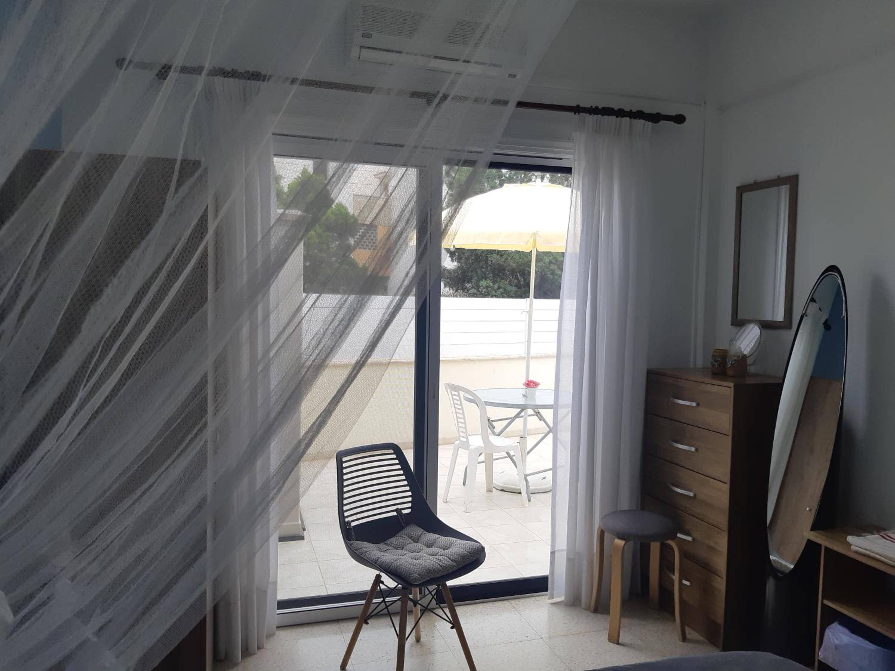House Near The Beach (Militsa & Aggeliki)