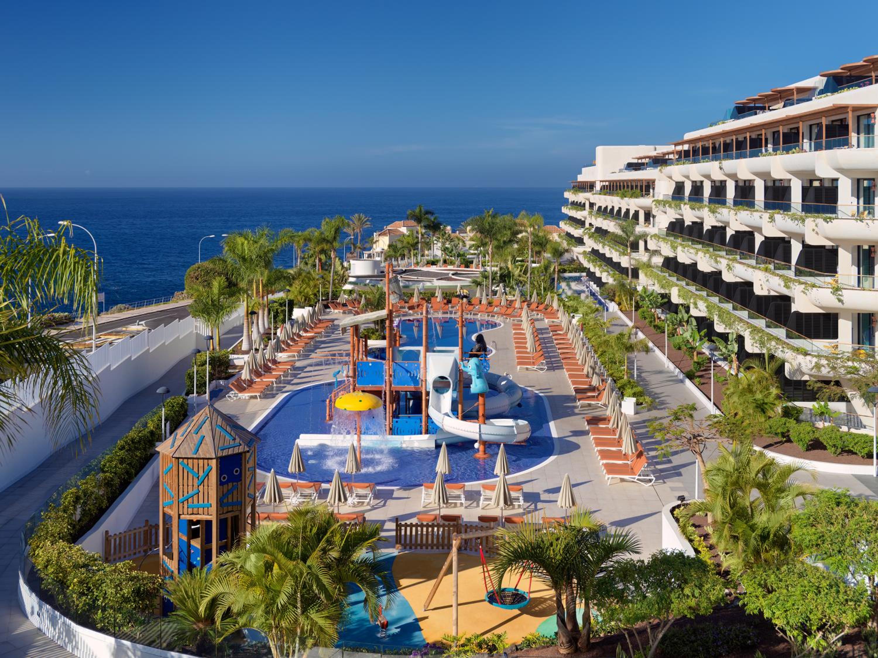 Hotel H10 Atlantic Sunset - Image 1