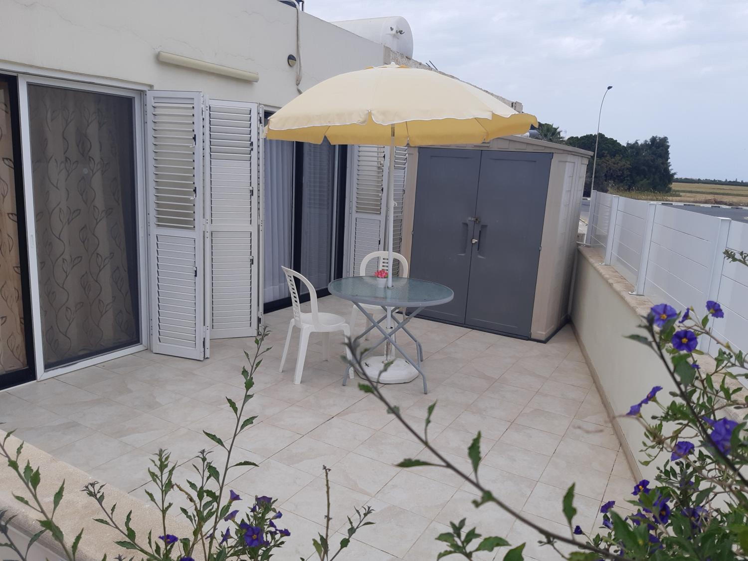 House Near The Beach (Militsa & Aggeliki)