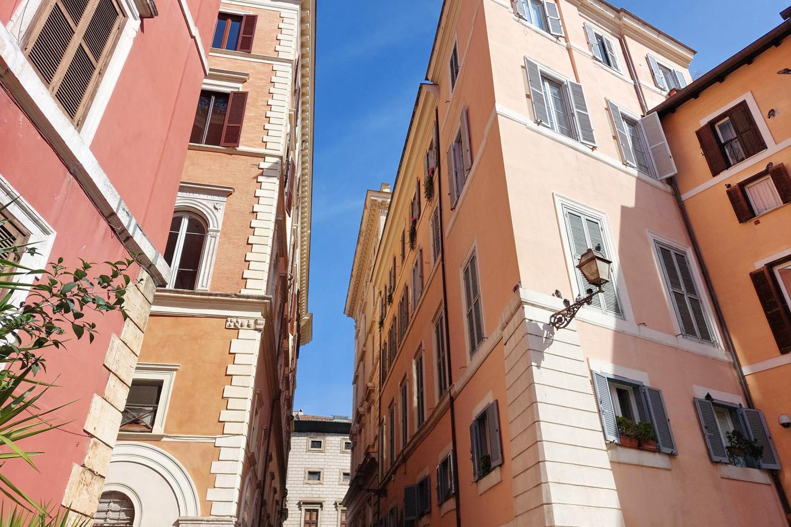 Dainty Suite Paradiso near Piazza Navona