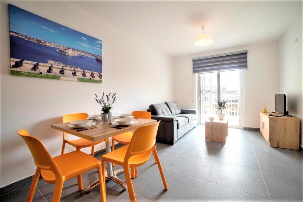 Isky Apartments view 5