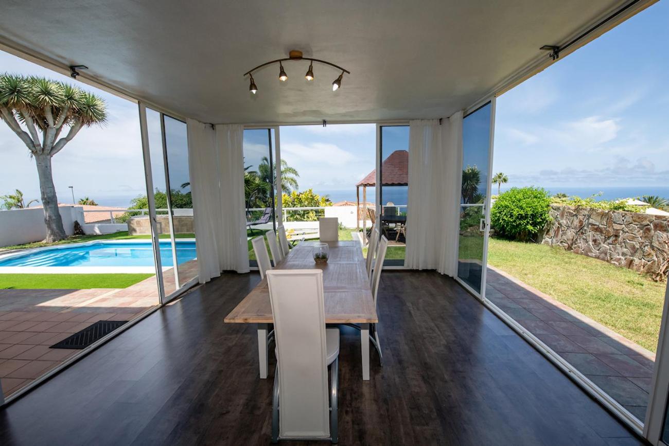 Fantastic home with amazing sea views