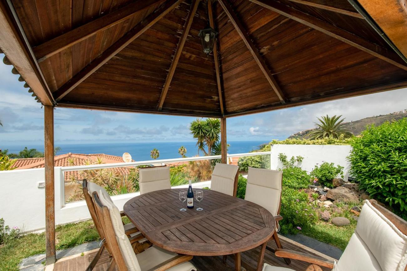 Fantastic home with amazing sea views