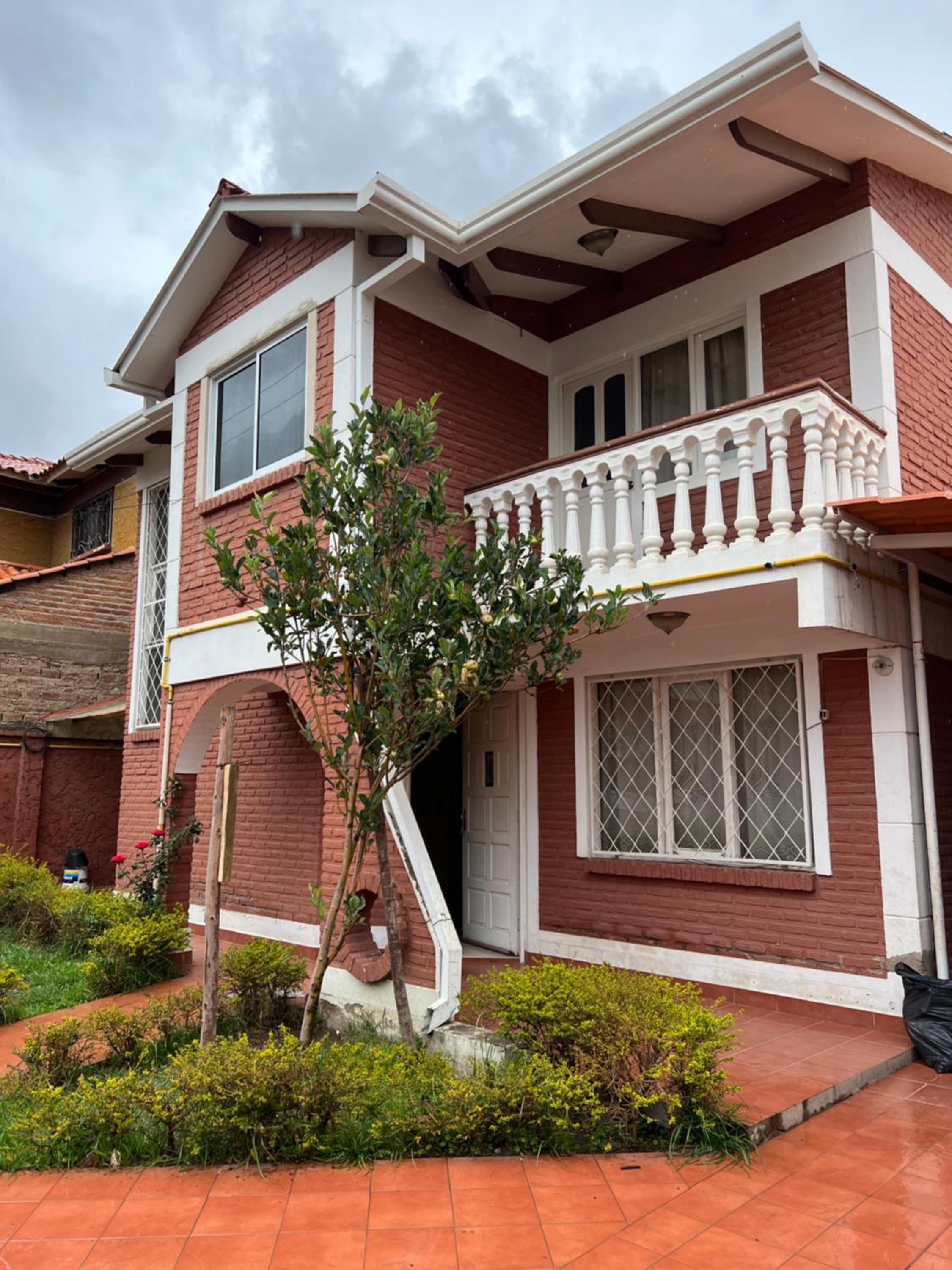 Hermosa y cómoda casa en Cochabamba