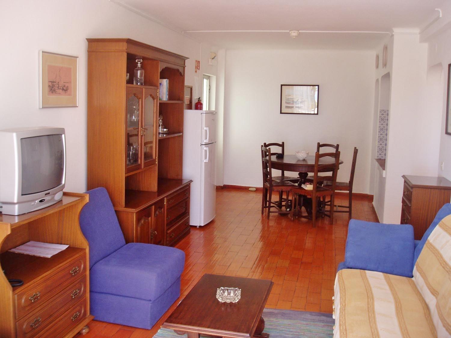 Apartamentos Salema Praia Club