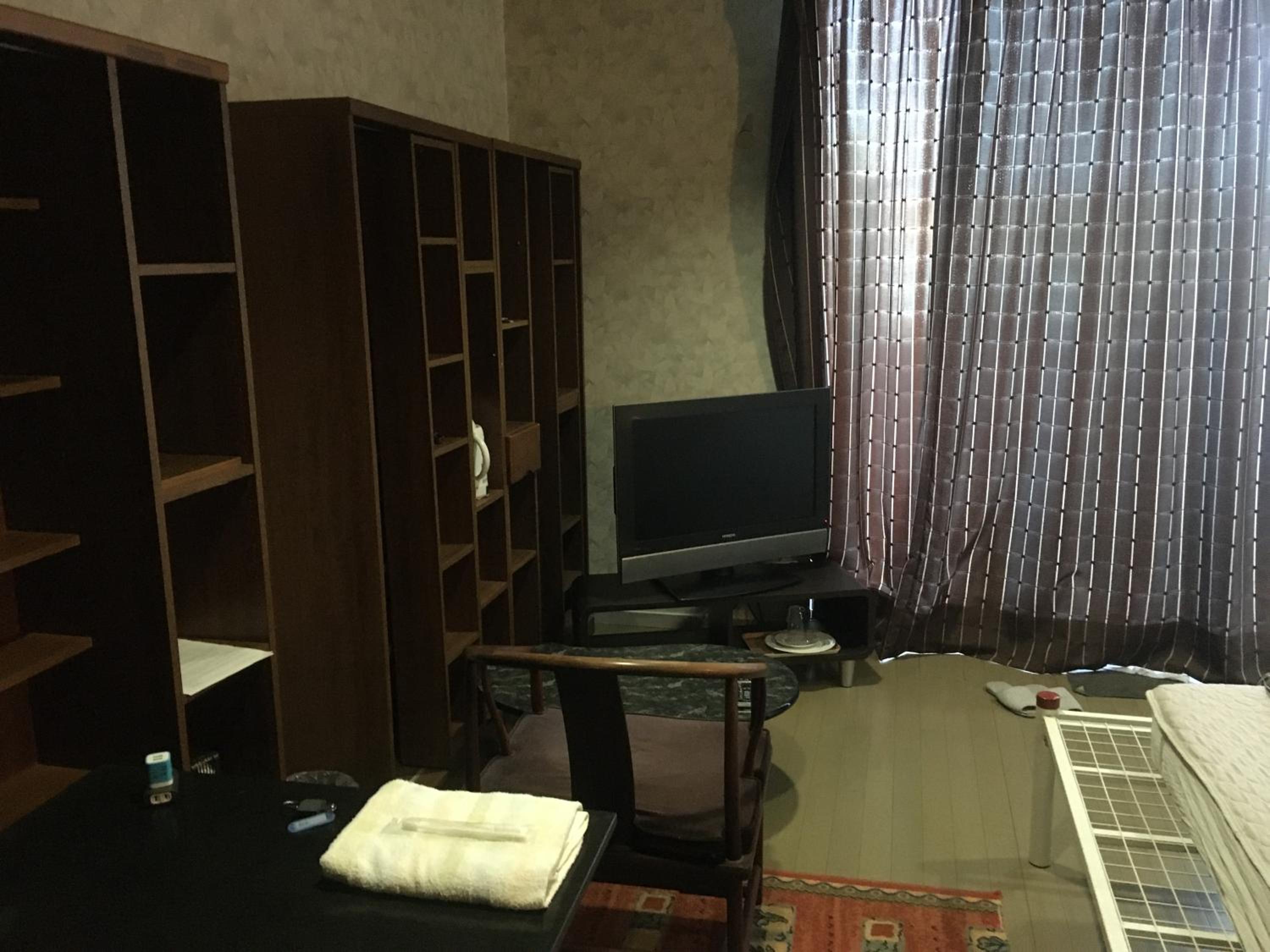 Narita Airport Samurai Hostel view 5