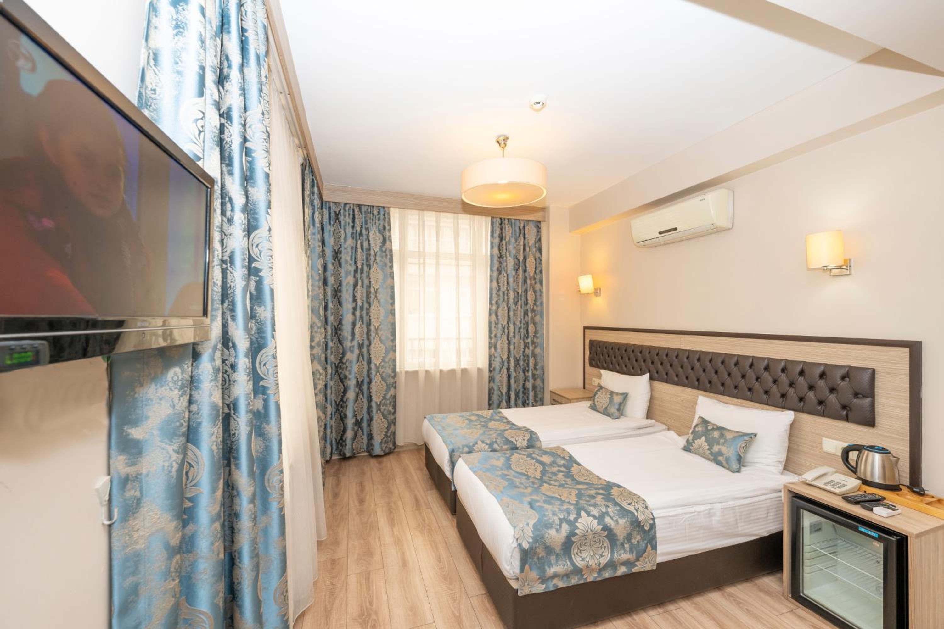 Tugra Otel - Image 17