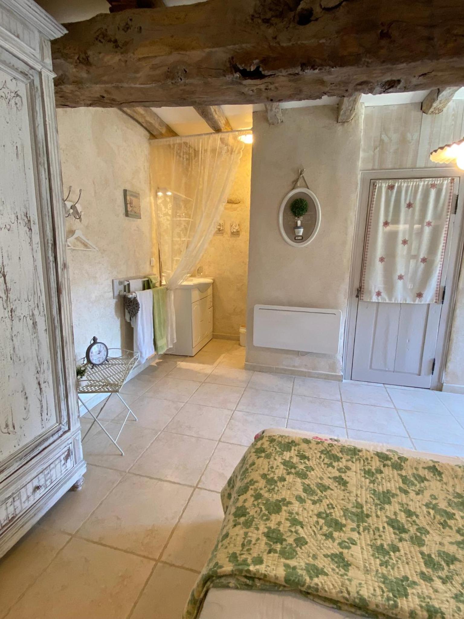 Photo 19