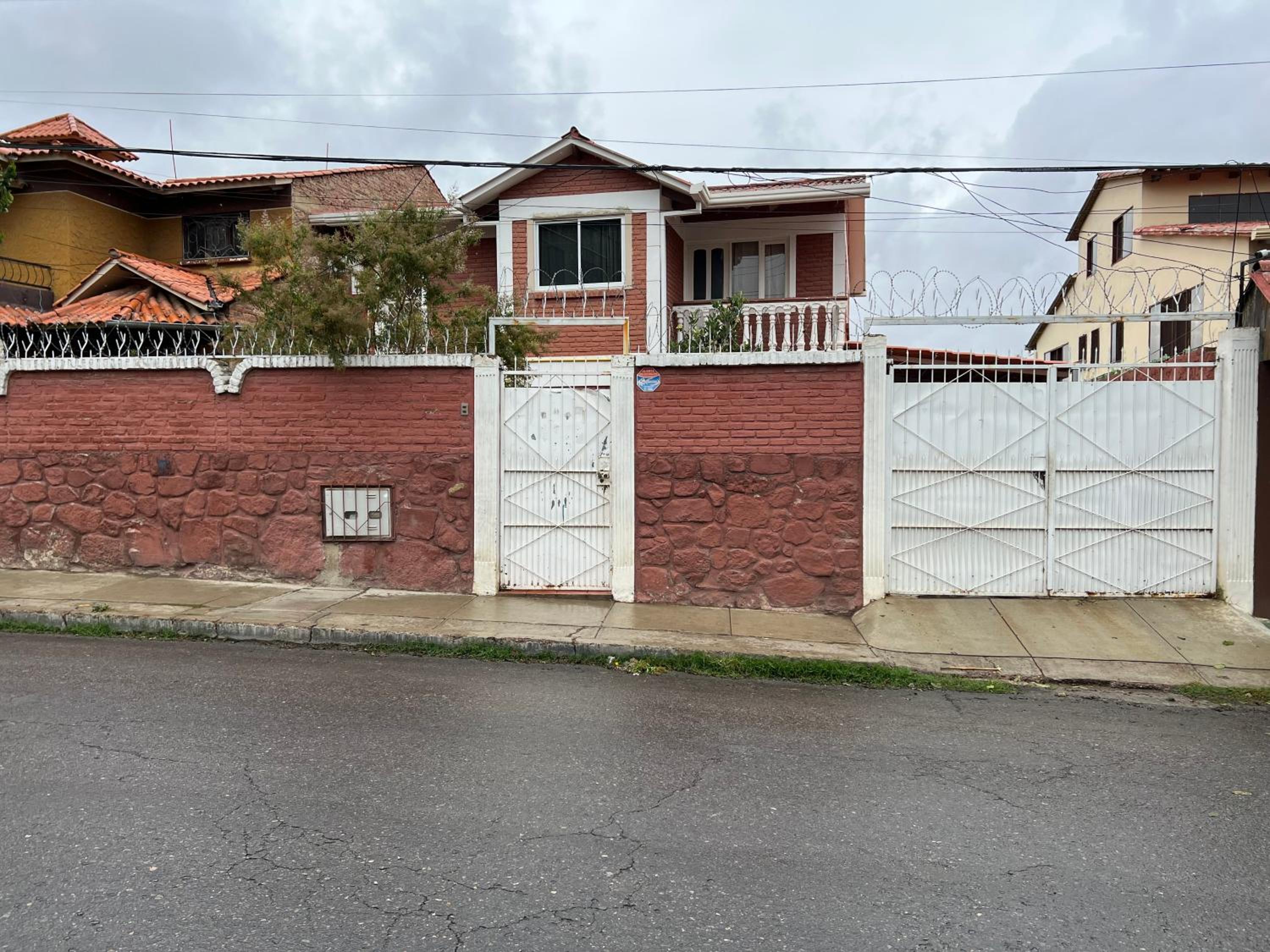 Hermosa y cómoda casa en Cochabamba