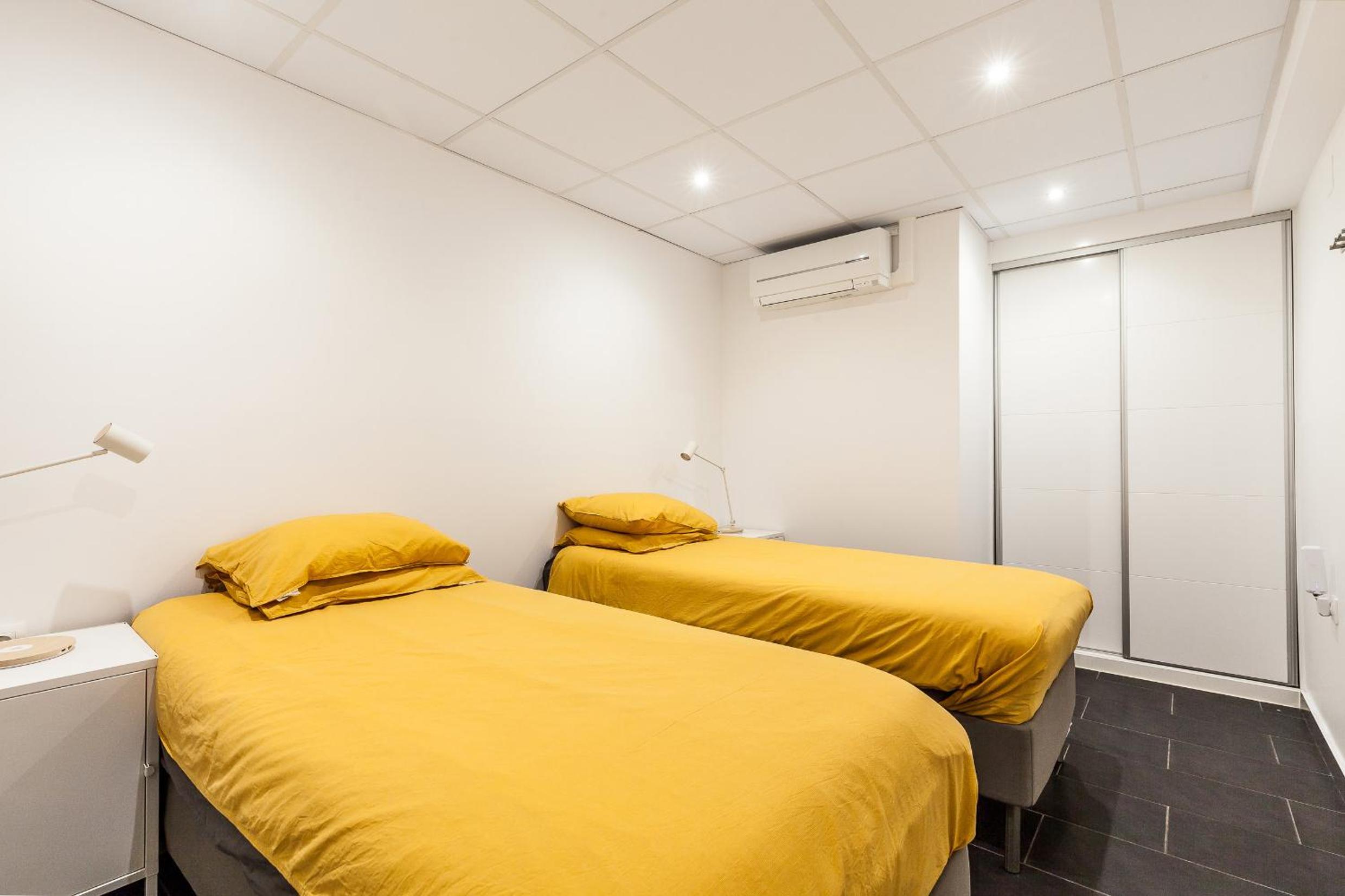 Casa Bos Orange Wellness Luxury Entire Villa Jacuzzi & Pool Gran Alacant near Beach view 3