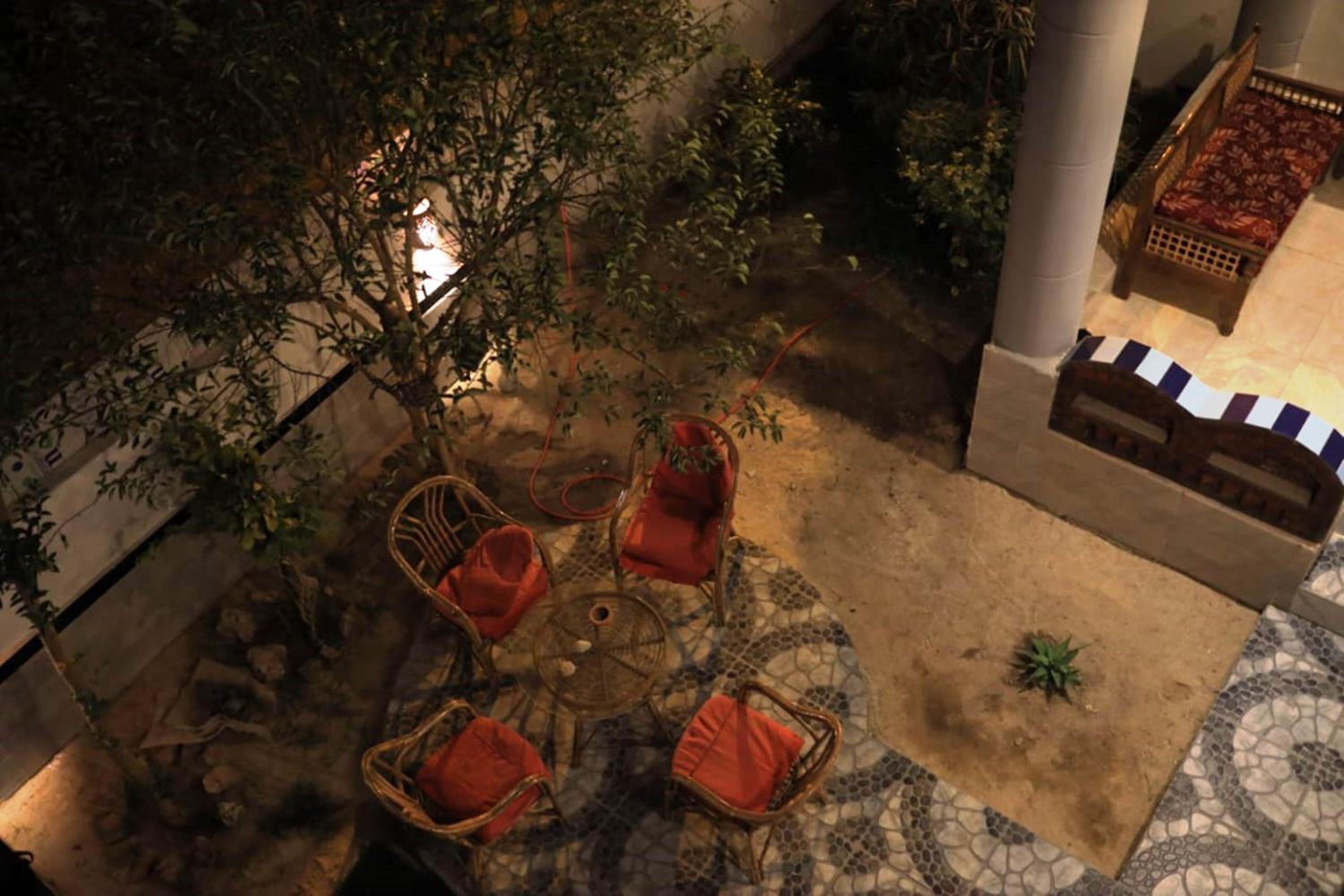 Happiness Guest House