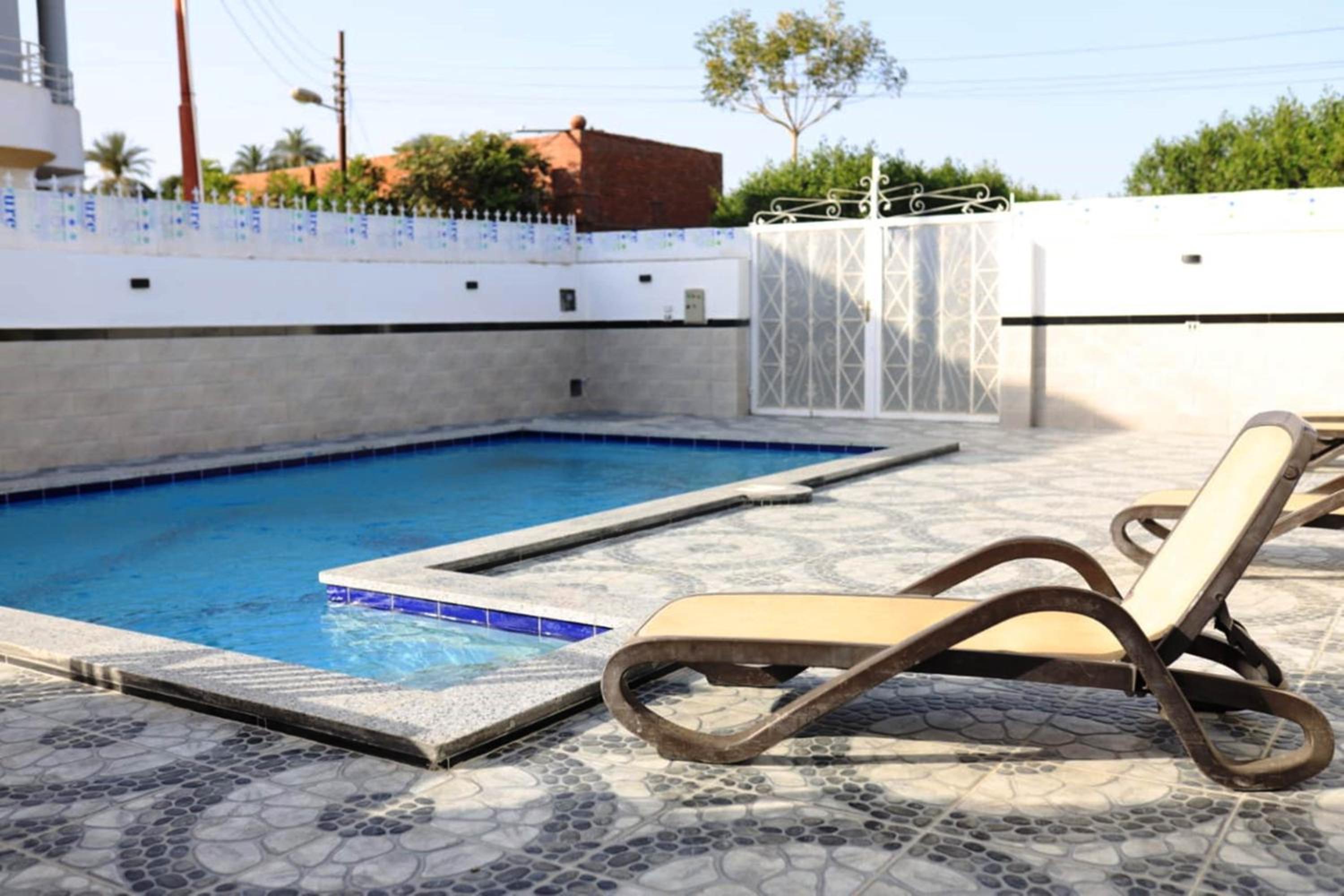 Happiness Guest House