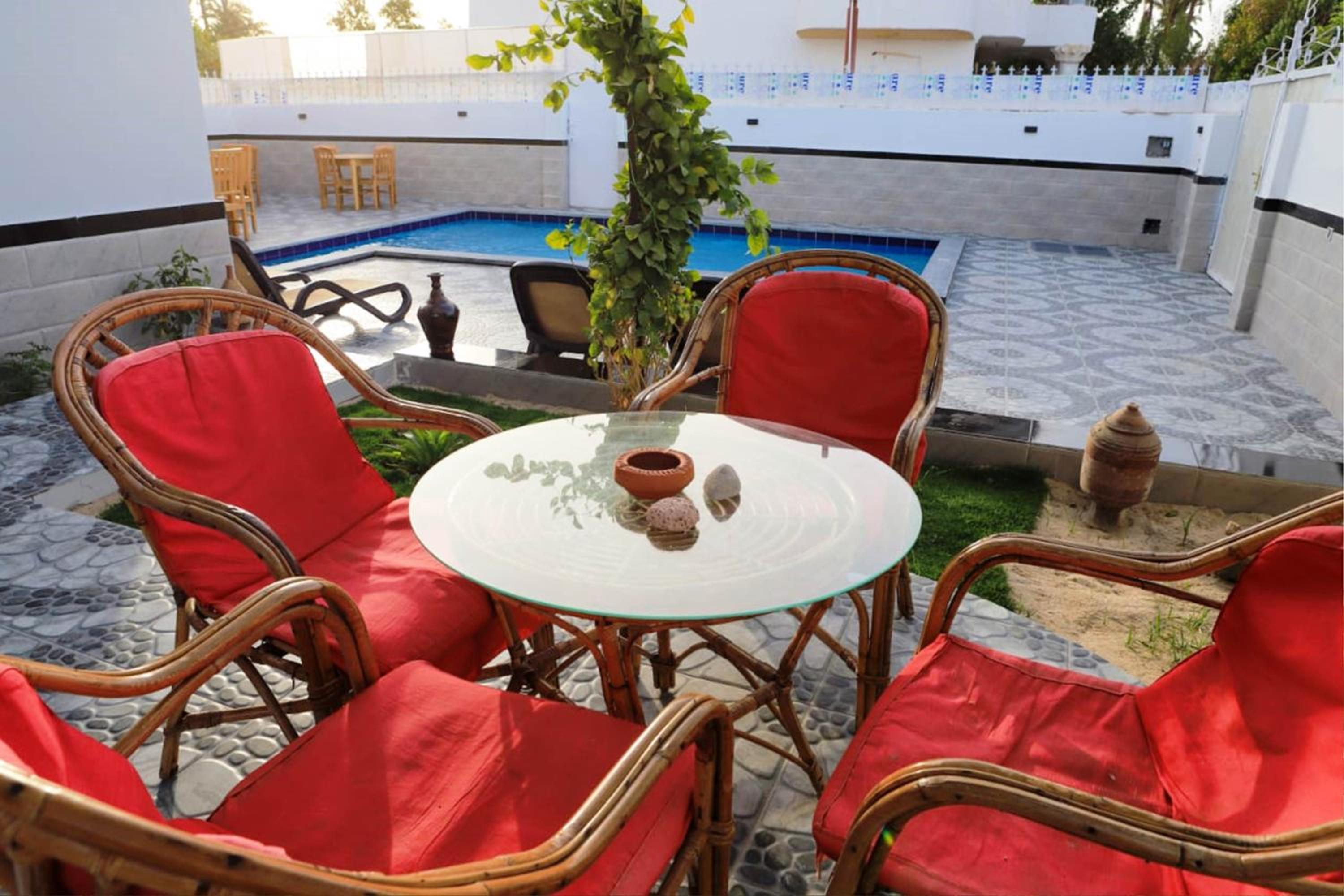 Happiness Guest House