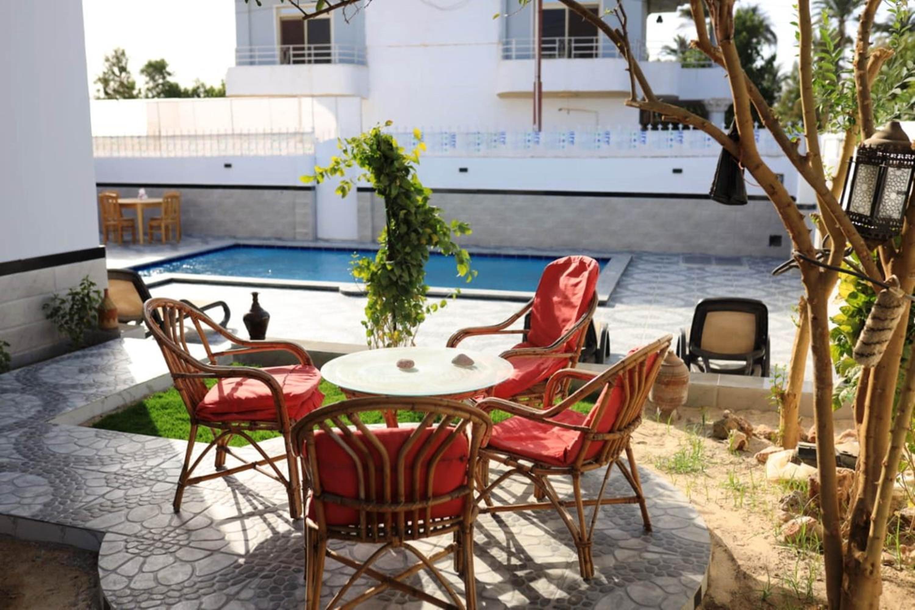 Happiness Guest House
