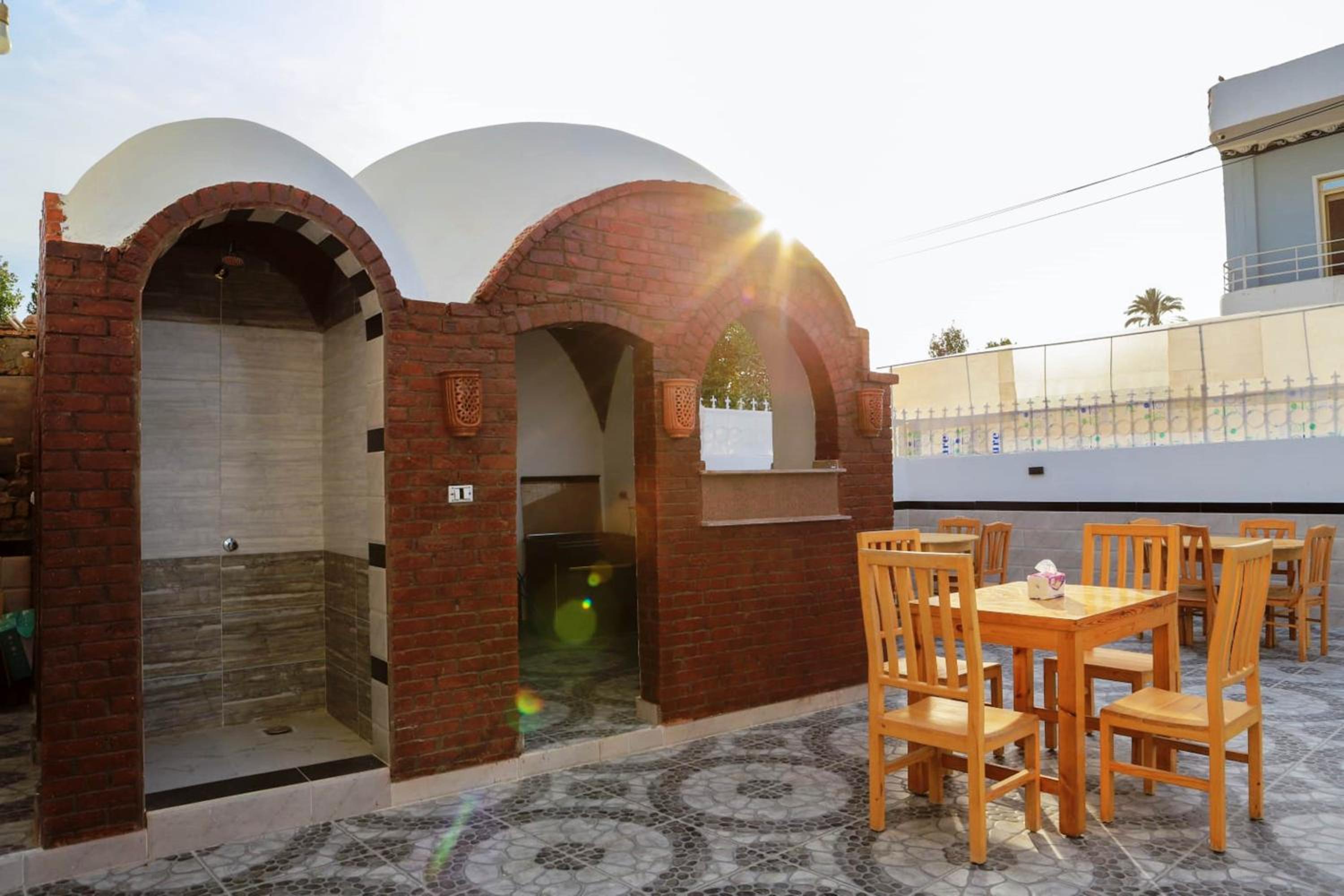 Happiness Guest House