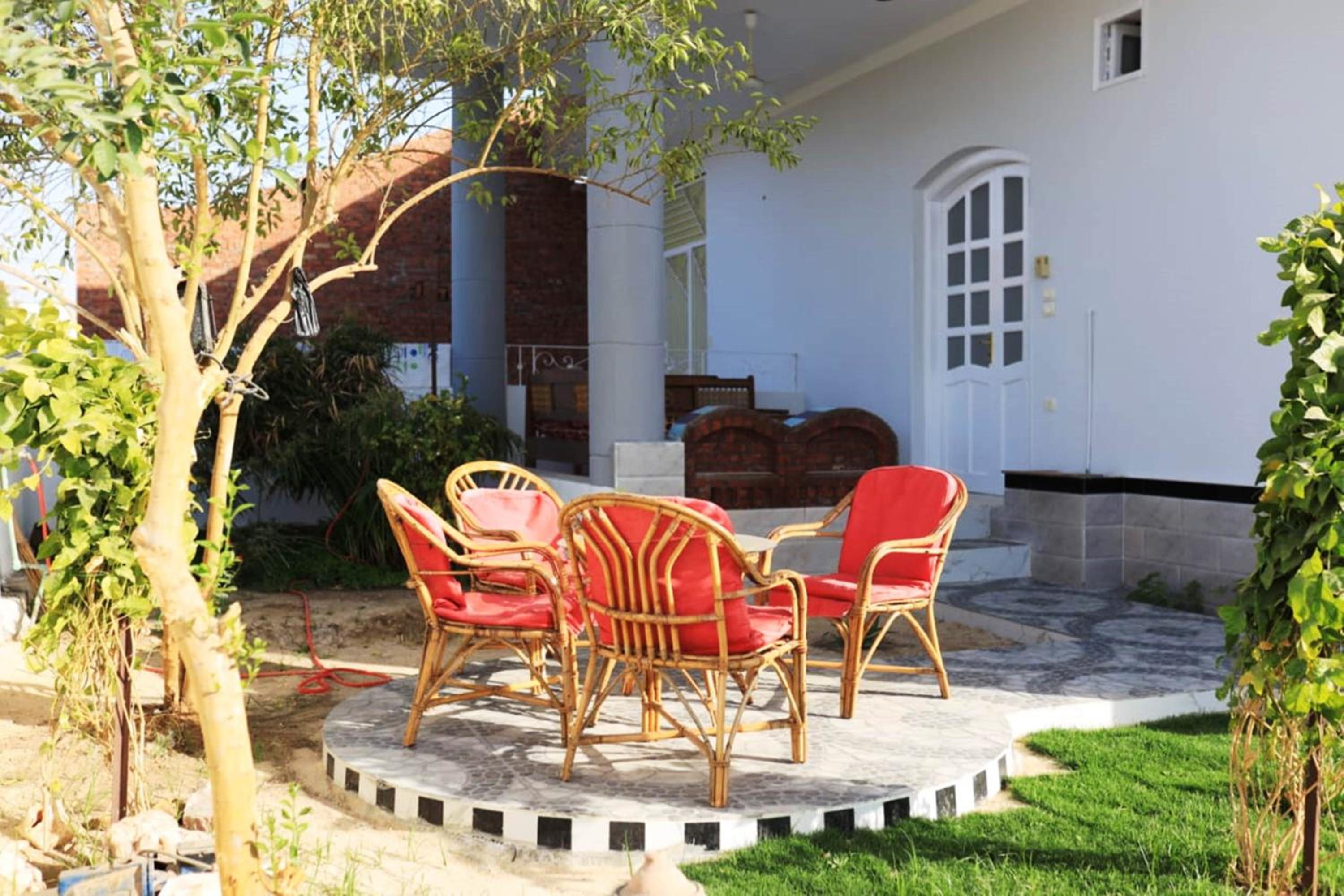 Happiness Guest House