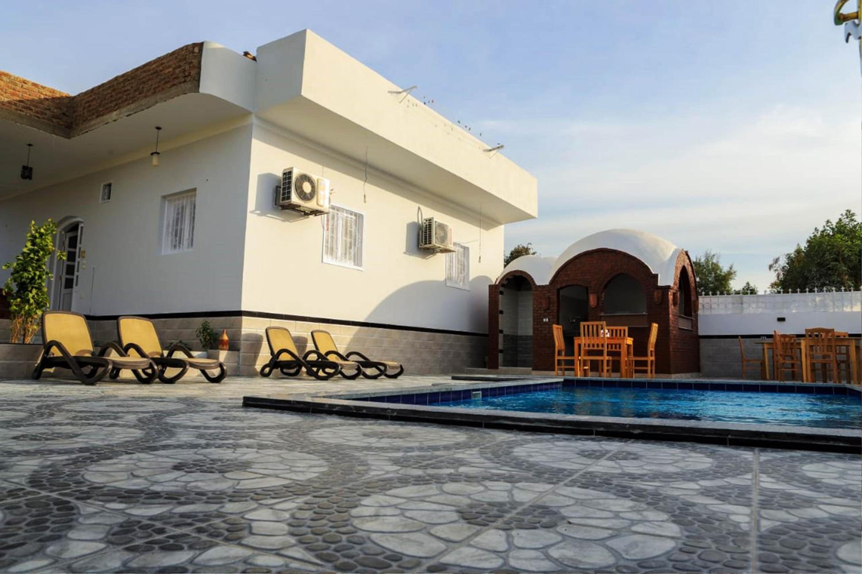 Happiness Guest House