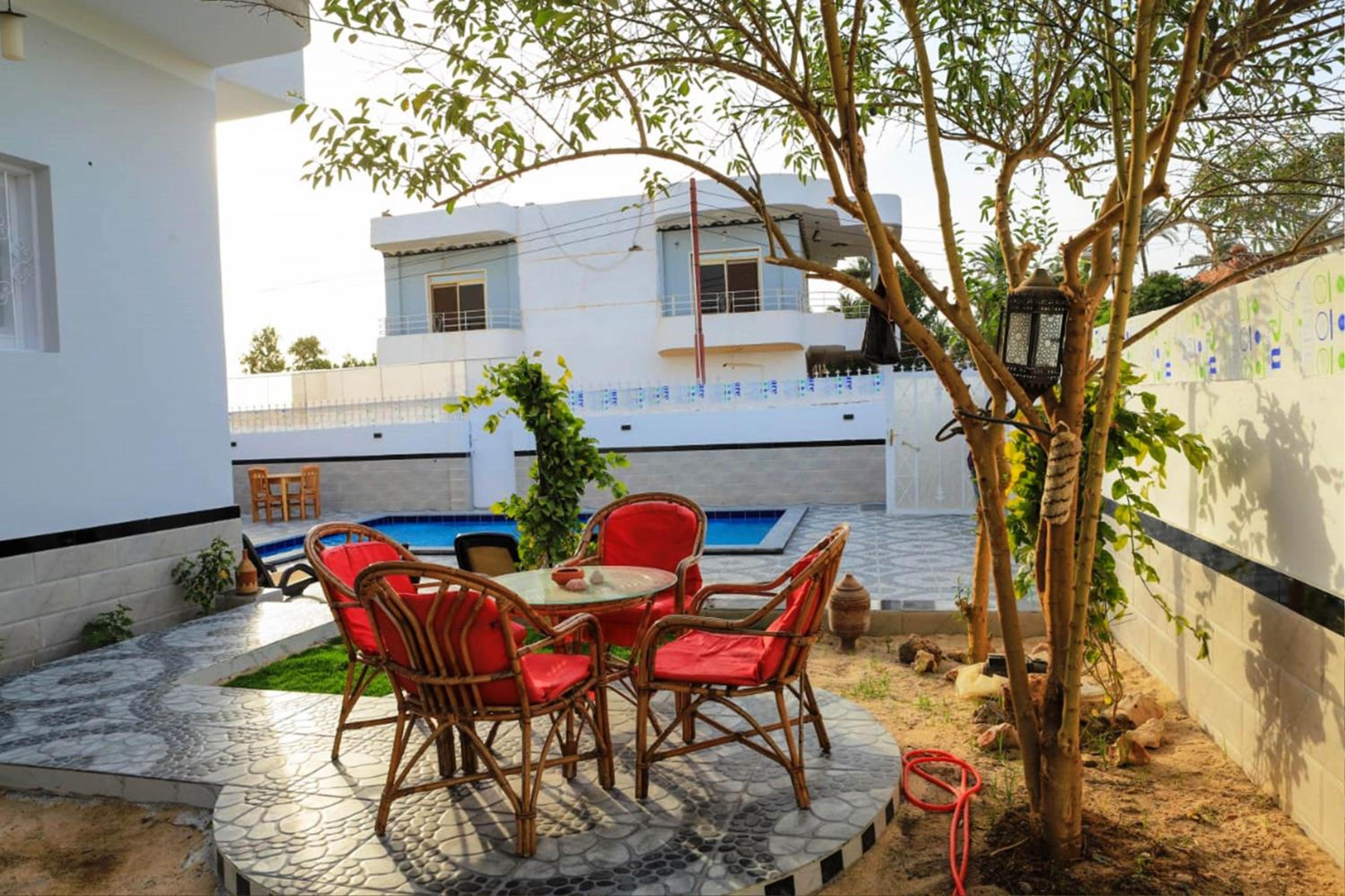 Happiness Guest House