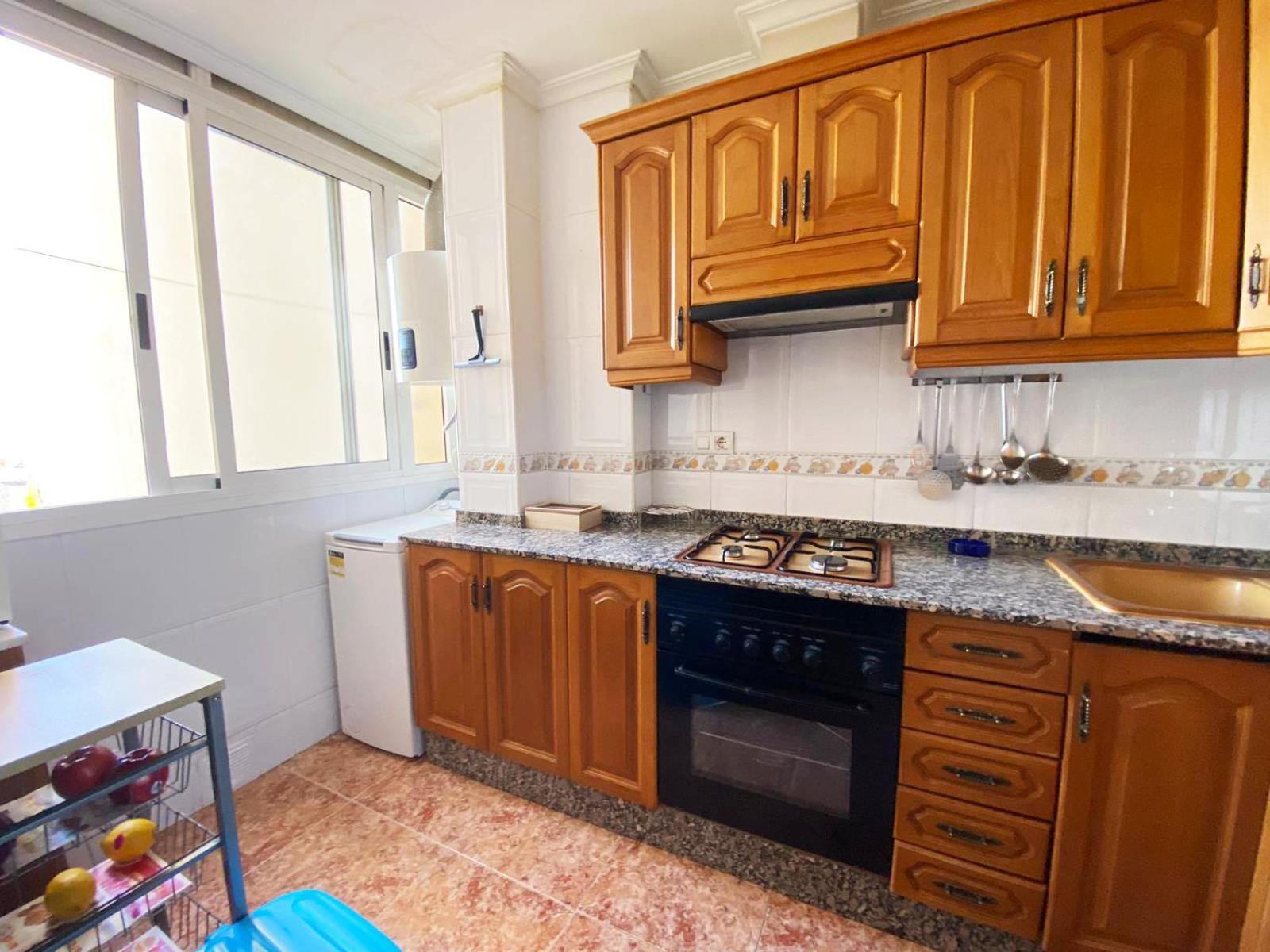 Rooms in Valencia Great Location in Shared Apartment