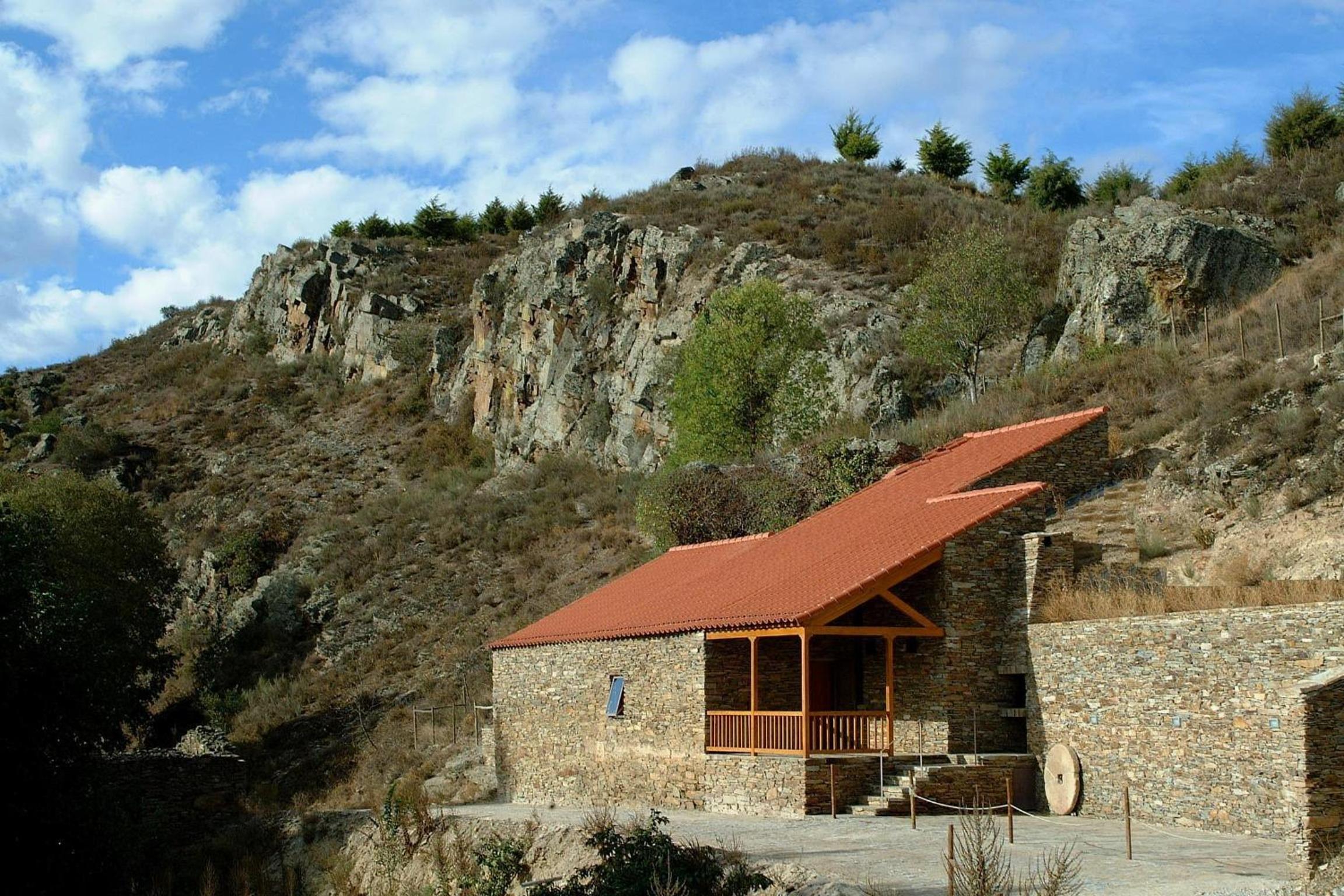 Casa do Moleiro view 2