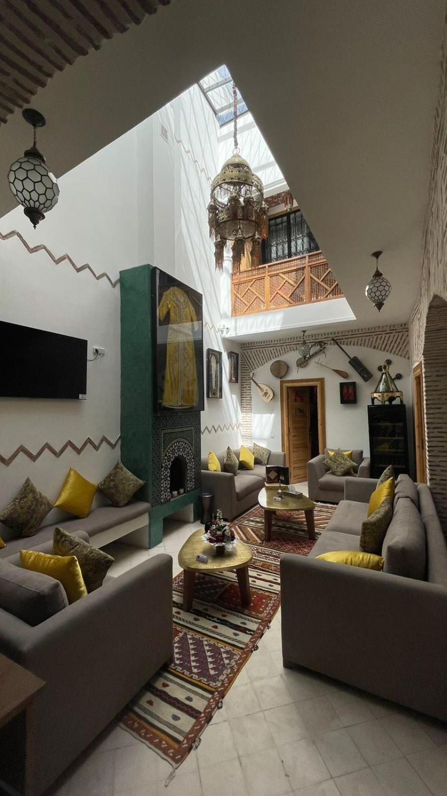 lounge