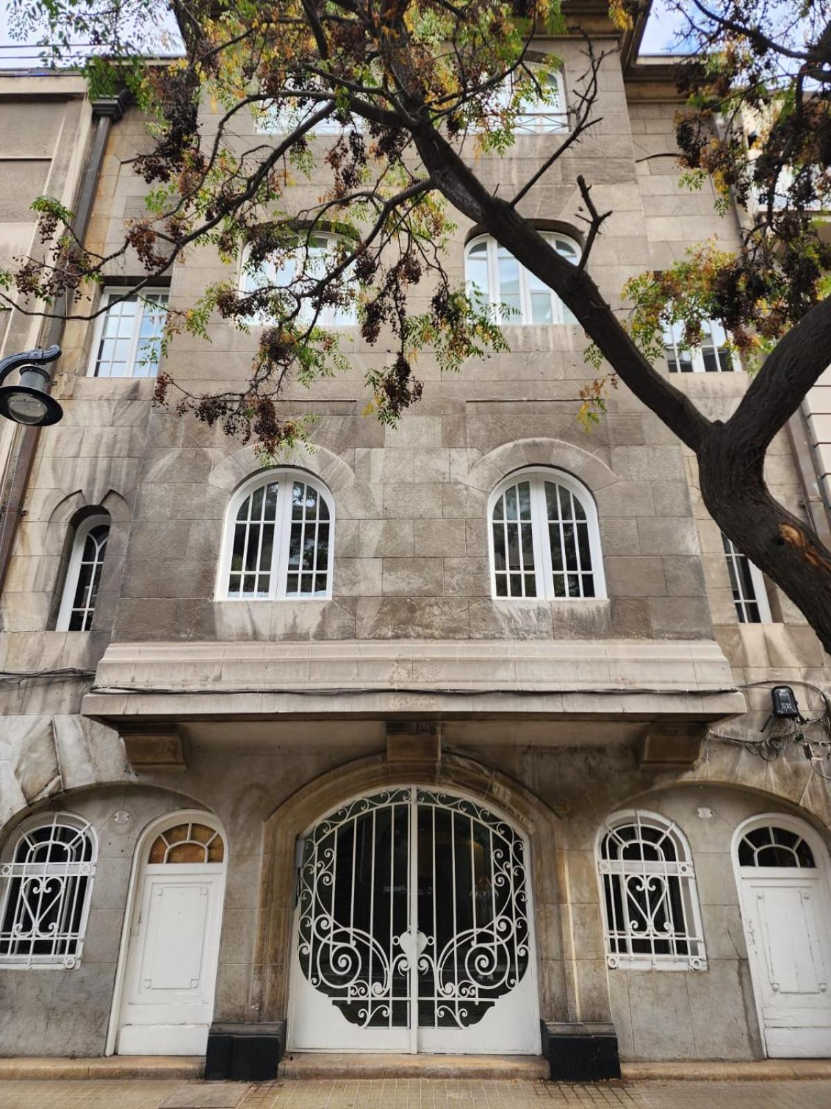 HOM l Wifi AirAcond Historia Cultura Lastarria