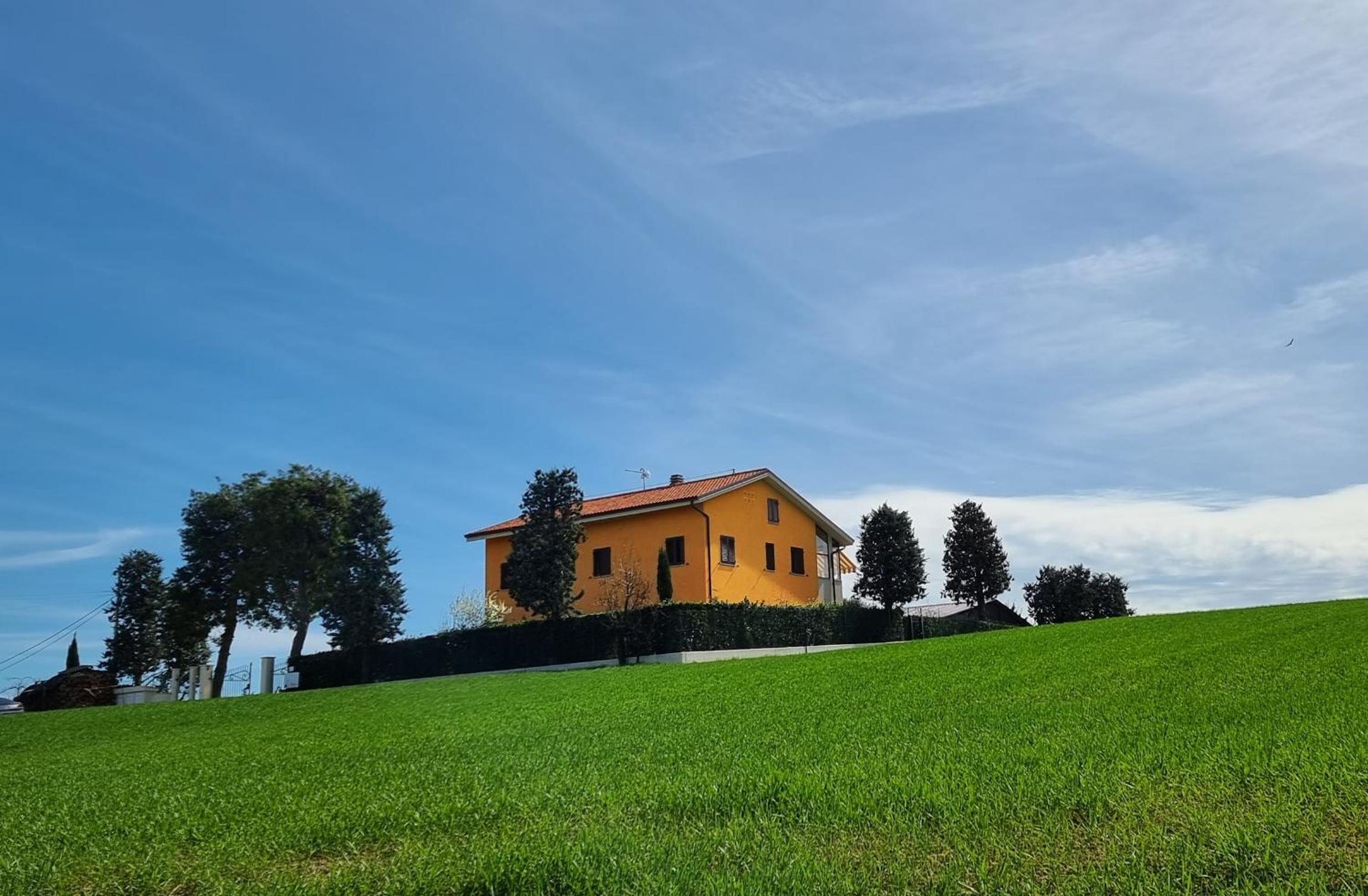 Casale Ermo Colle view 2