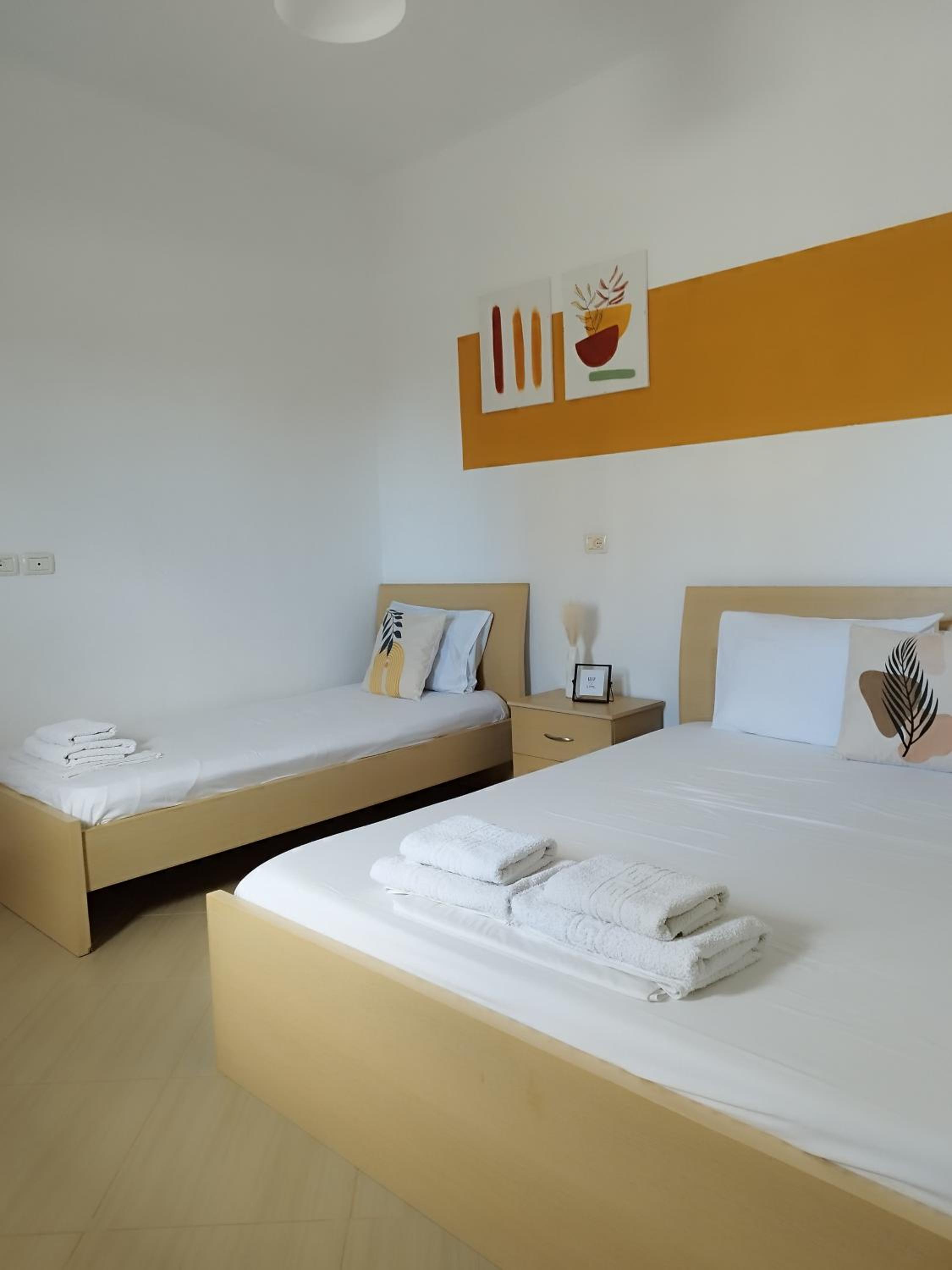 Iris Apartments Ksamil