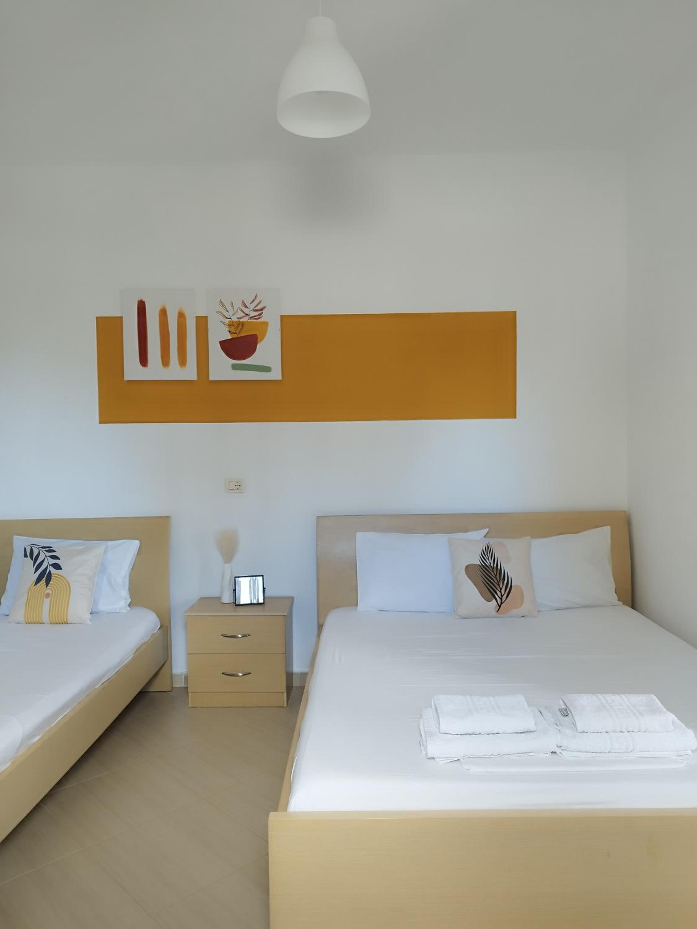 Iris Apartments Ksamil