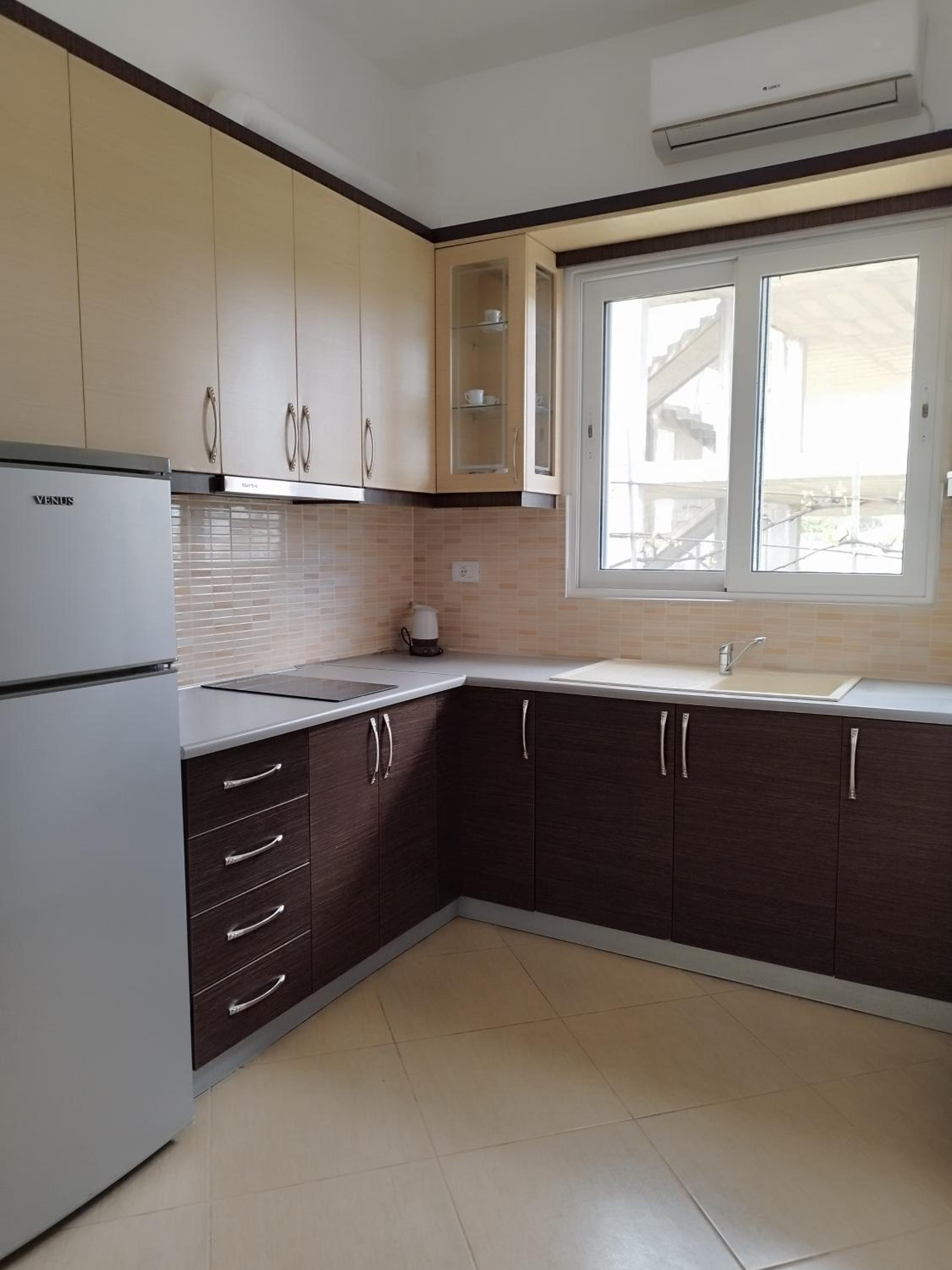 Iris Apartments Ksamil