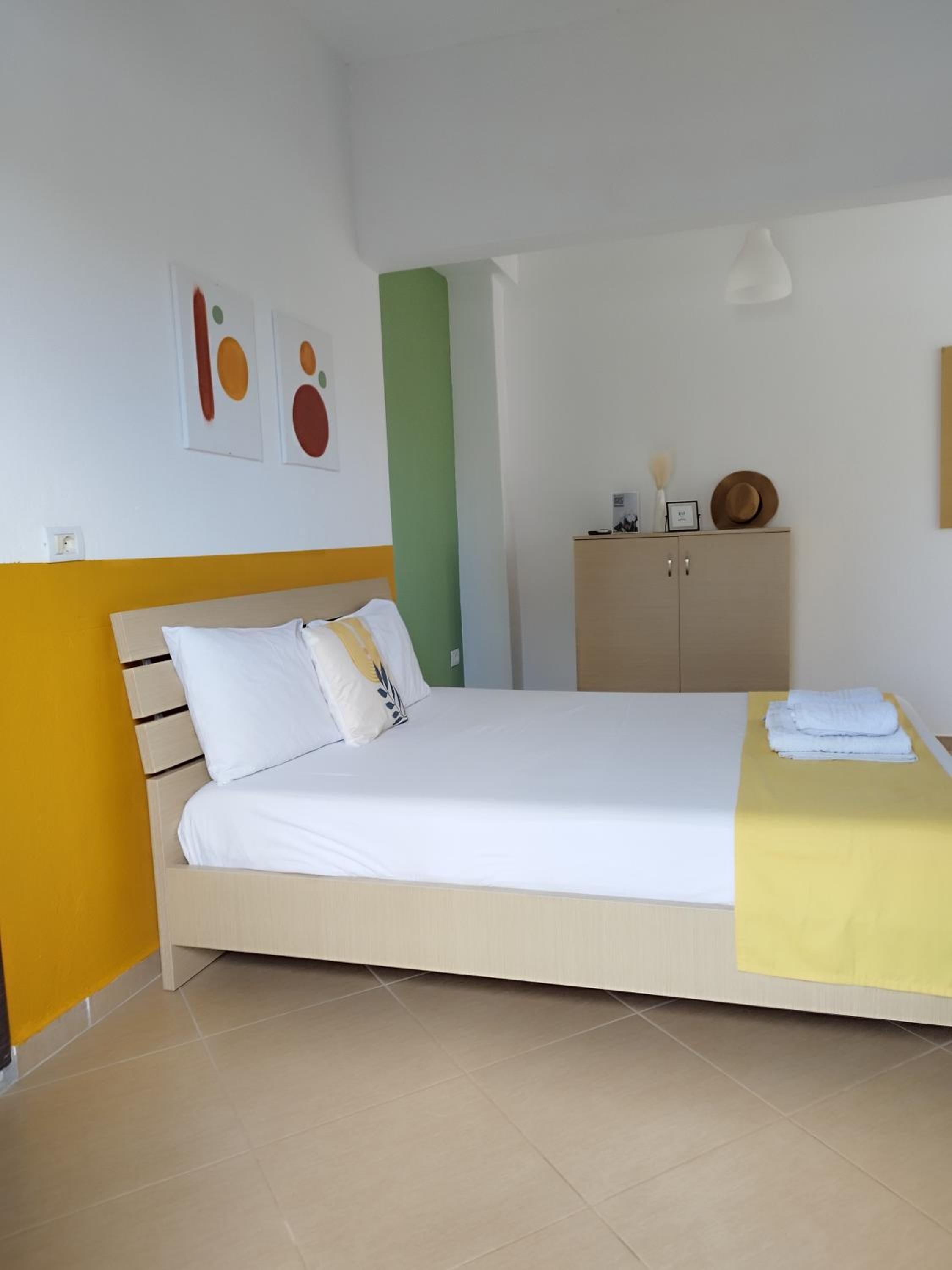 Iris Apartments Ksamil