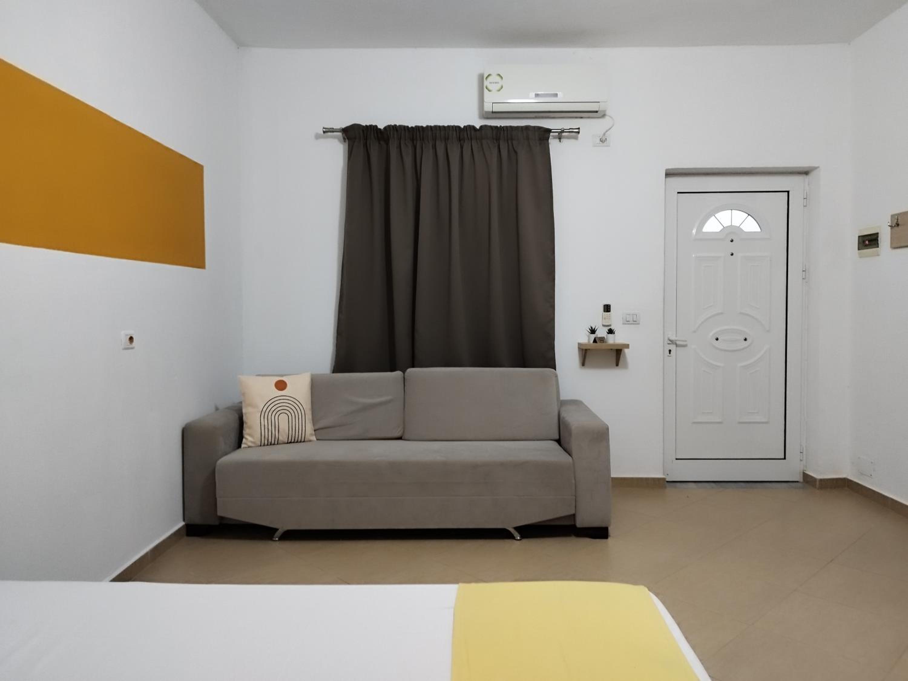 Iris Apartments Ksamil
